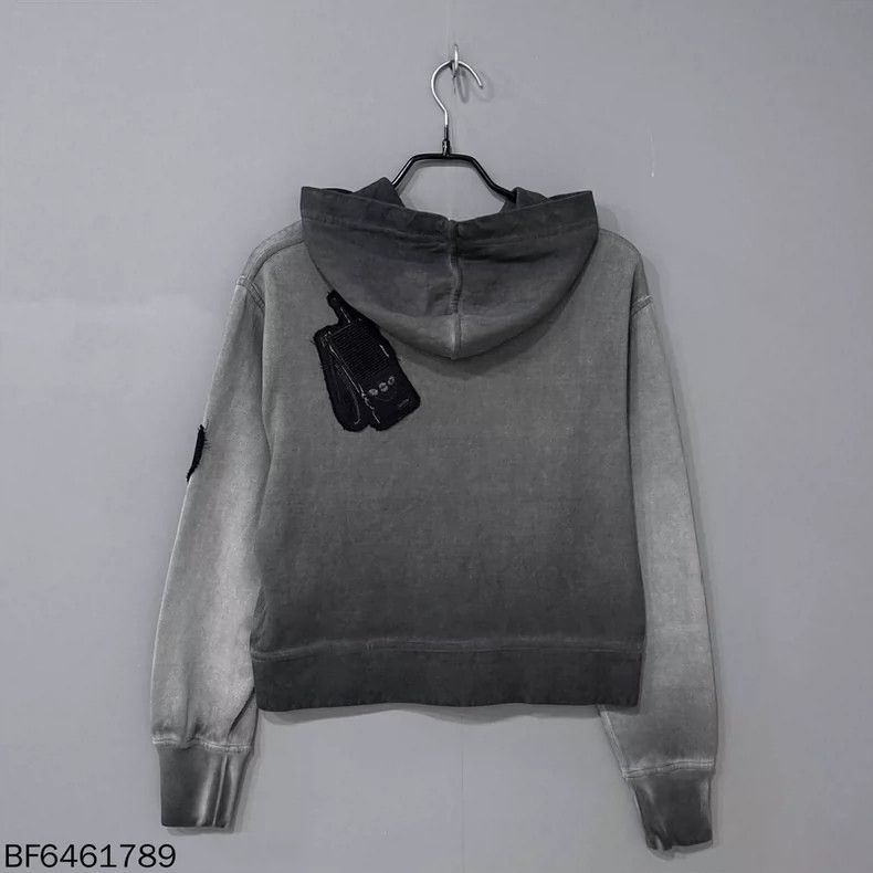 Louis Vuitton Louis Vuitton Washed Old Tie-Dye Badge Hoodie Size US XS / EU 42 / 0 - 2 Thumbnail