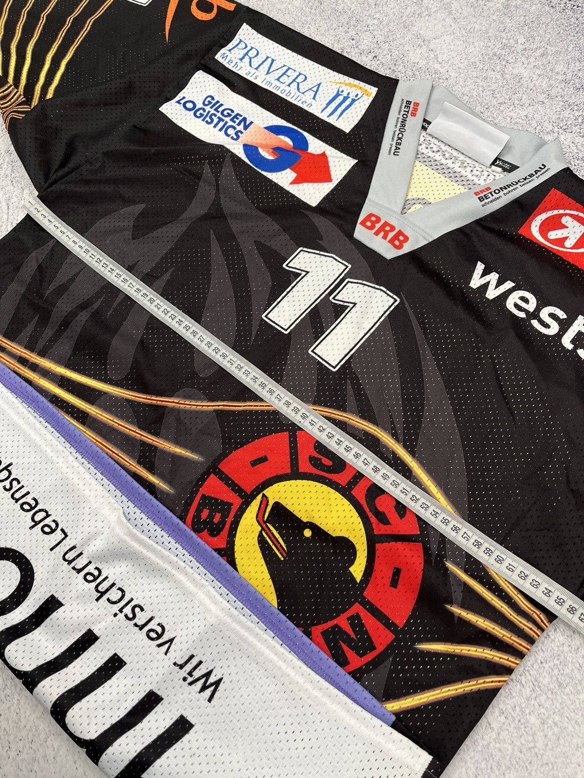 NHL SC Bern Switzerland Ice Hockey Jersey #11 CCM NHL Rare Size US L / EU 52-54 / 3 - 7 Thumbnail