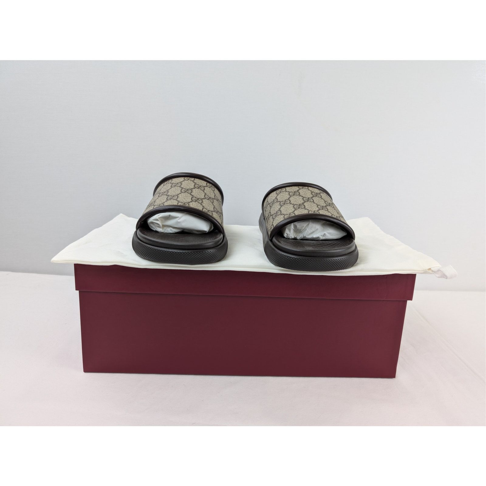 Gucci o1rshd1 Supreme Nappa Samoa Sandal Plastic R.S Slipper Beige Size US 8.5 / EU 41-42 - 15 Thumbnail