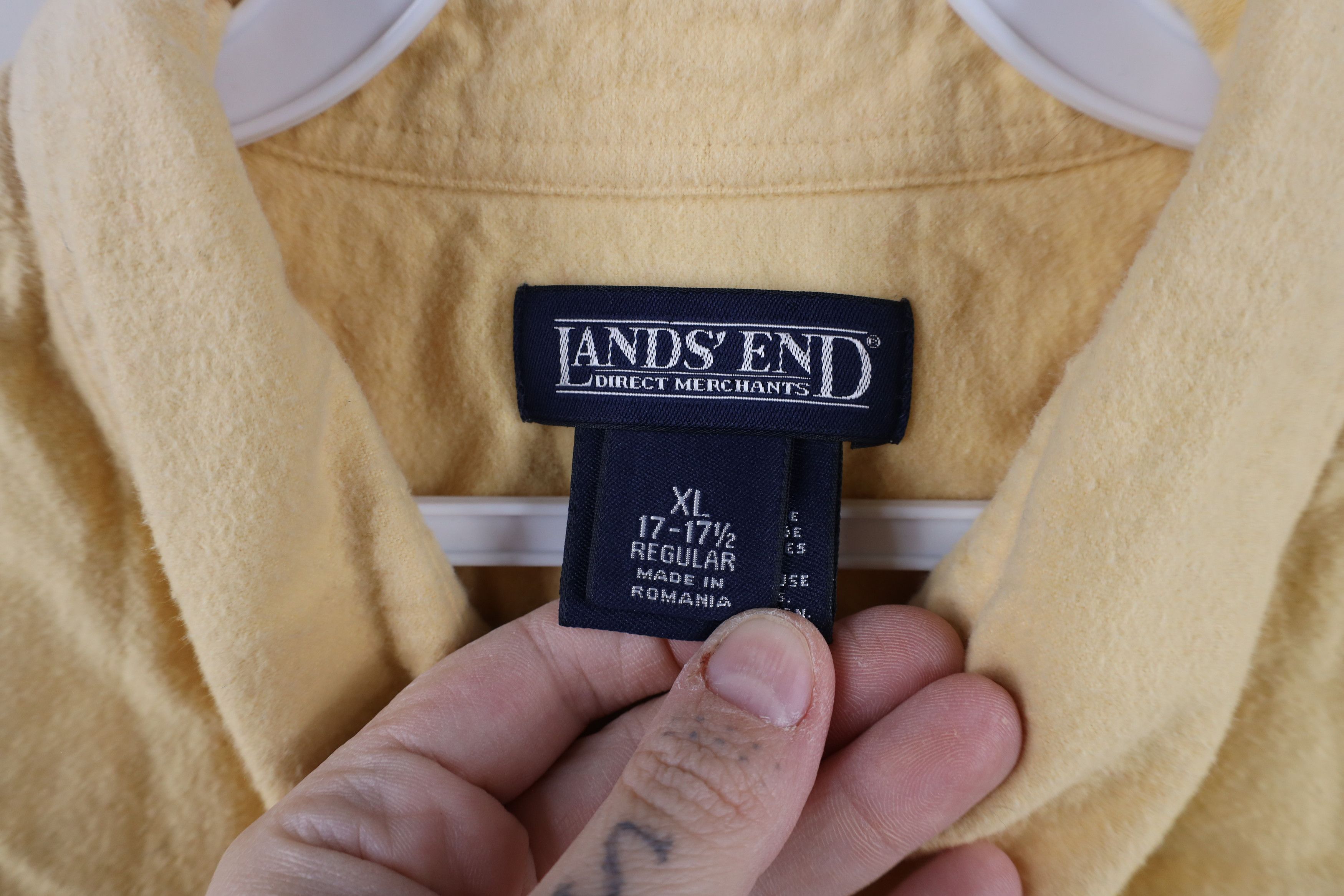Lands' End × Vintage Vintage Lands End Cloth Collared Button Down Shirt Yellow Size US XL / EU 56 / 4 - 8 Thumbnail