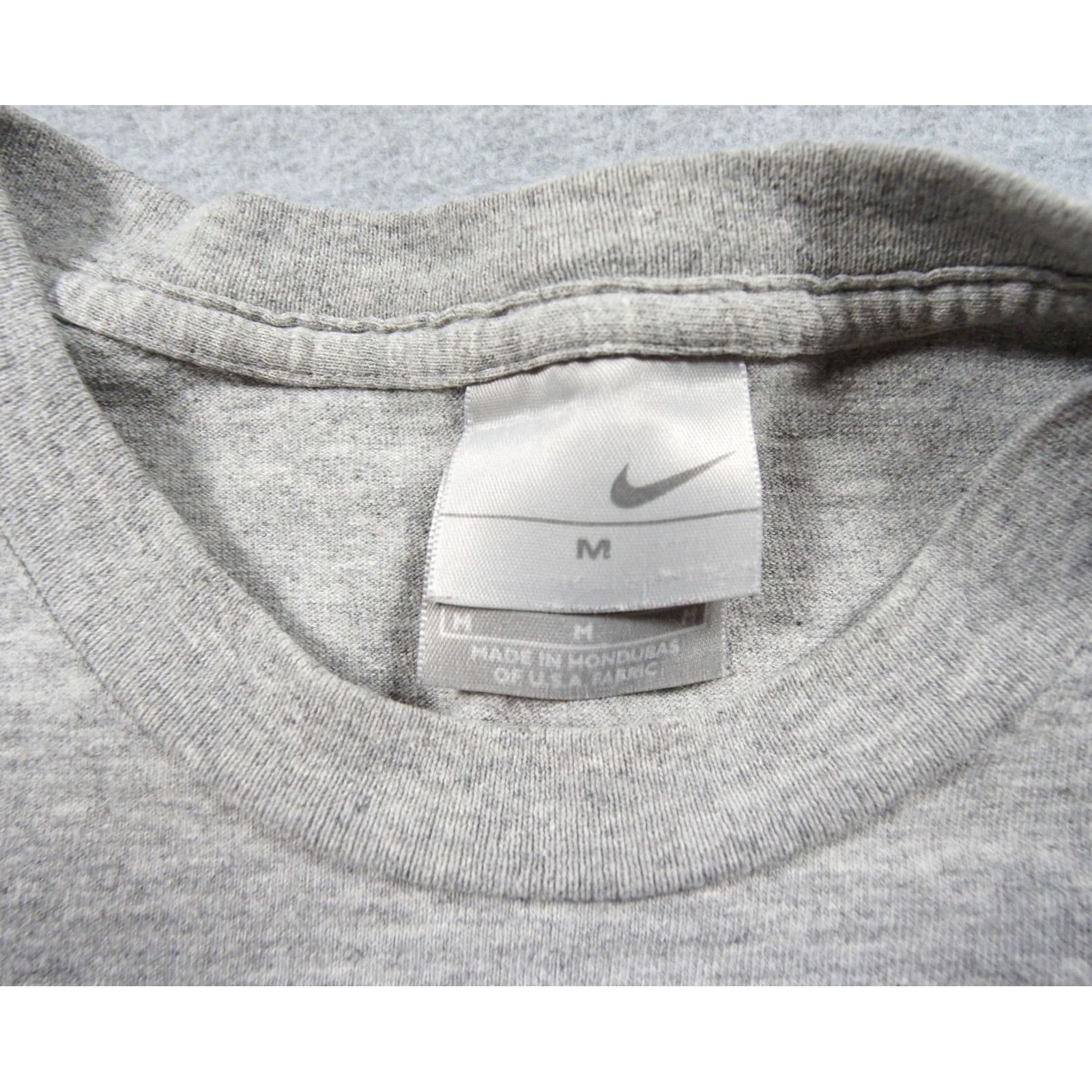 Nike VINTAGE Nike Shirt Mens Medium Gray Long Sleeve Y2K Tee Crewneck Adult Casual Size US M / EU 48-50 / 2 - 5 Thumbnail