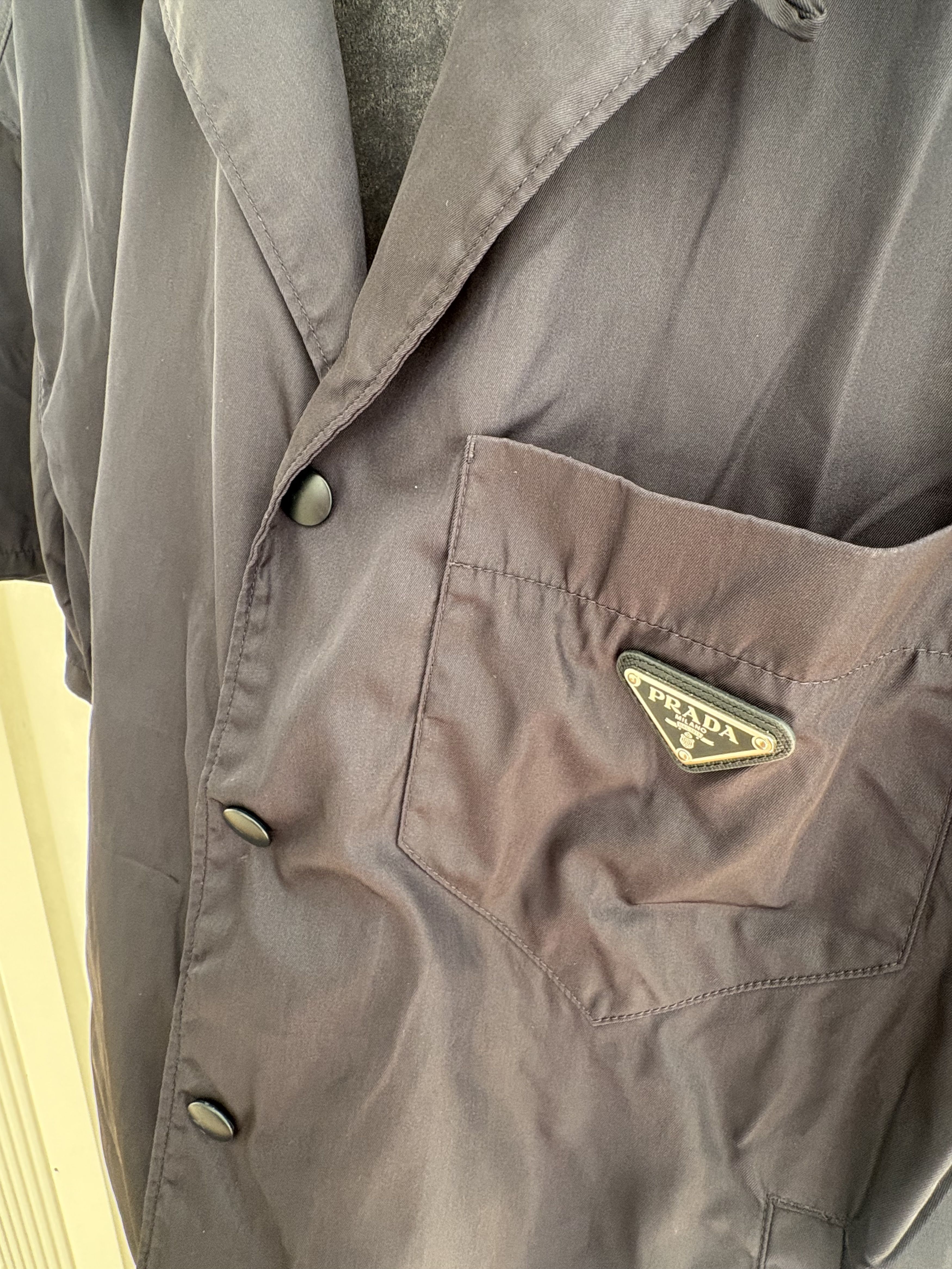 Prada Short-Sleeve Shirt in Re-Nylon Size US L / EU 52-54 / 3 - 3 Thumbnail