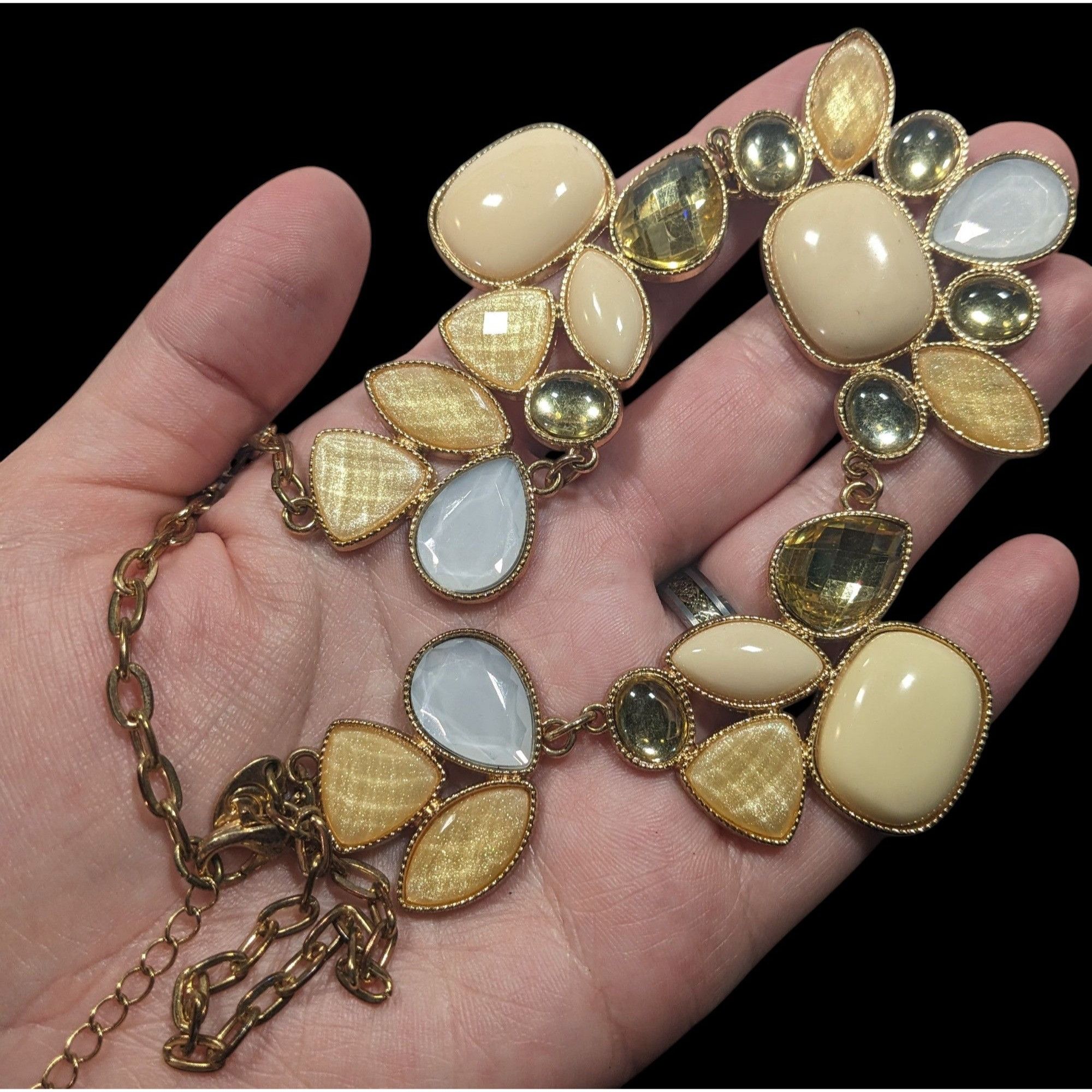 Other Charming Charlie Yellow Gemmed Statement Necklace Size ONE SIZE - 3 Thumbnail