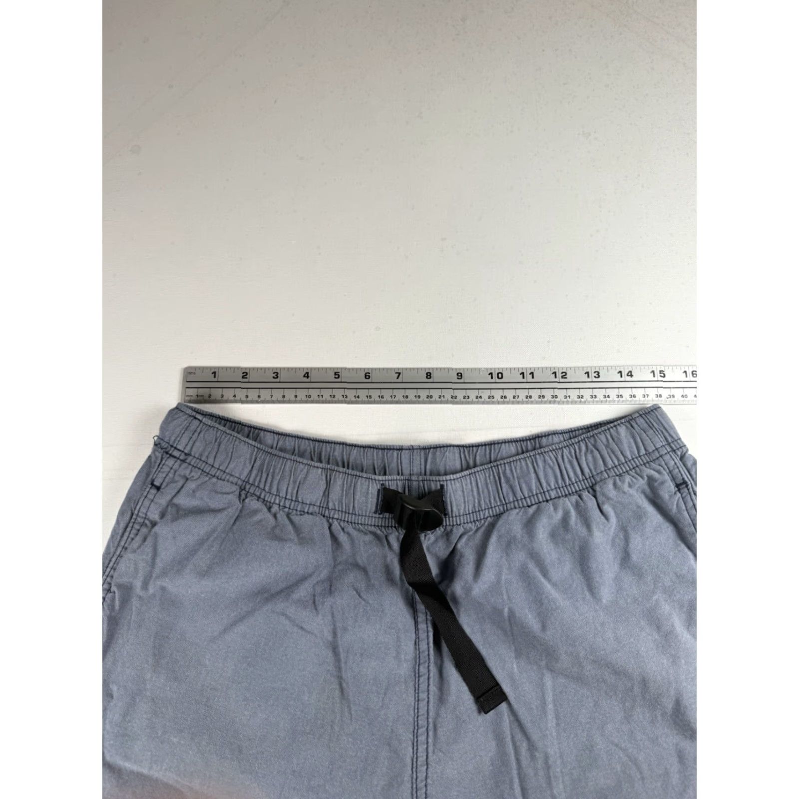 Eddie Bauer Eddie Bauer Cargo Shorts Mens L Belted Blue Nylon Outdoor Hiking Cargo Pocket Regular Color Blue Size US 33 - 4 Thumbnail