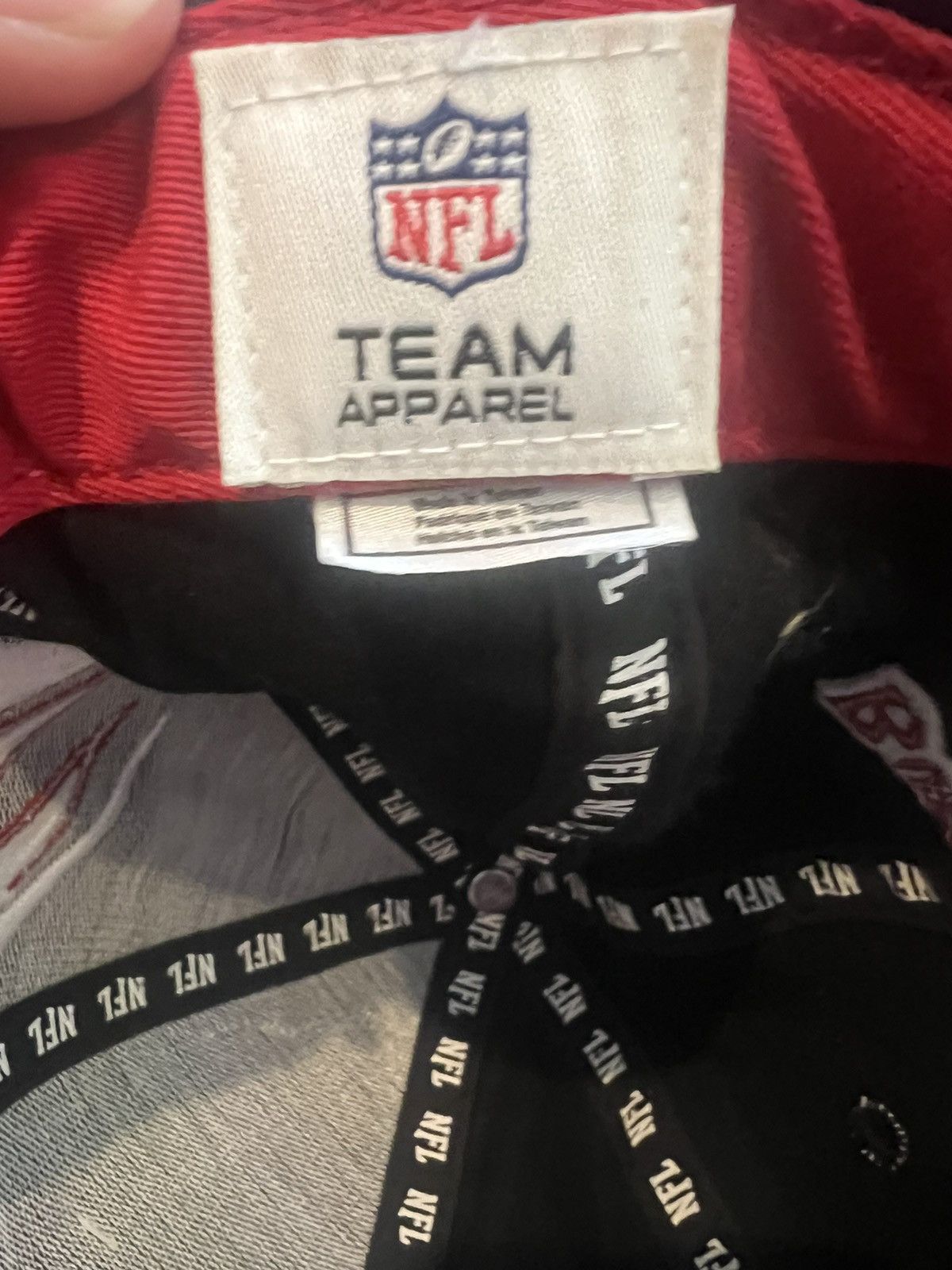 NFL Y2K Vintage NFL Buccaneers hat Size ONE SIZE - 5 Thumbnail