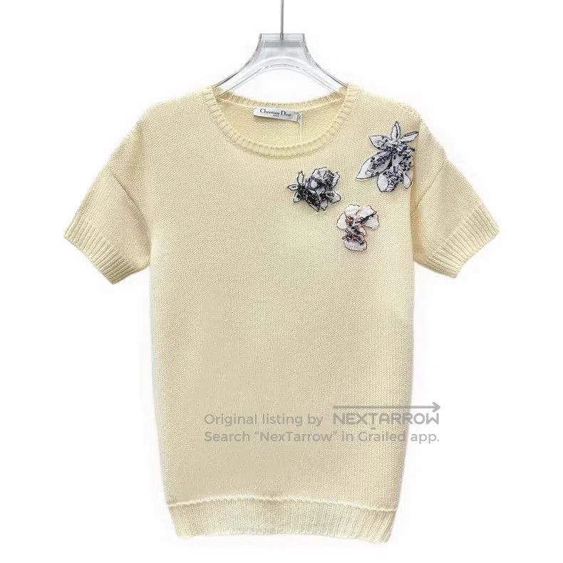 Dior Dior Beige floral studded beads design cashmere round-neck Size XS / US 0-2 / IT 36-38 - 1 Thumbnail