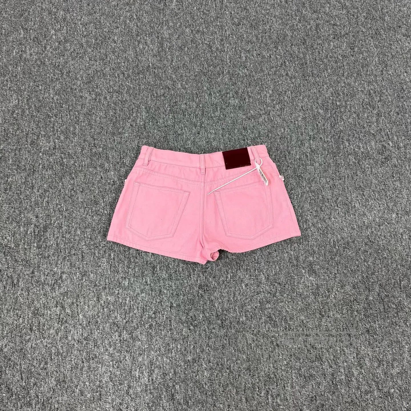 Gucci Guicci Pink water diamond floral-edged pocket; denim short Size 25" / US 0 / IT 36 - 2 Thumbnail