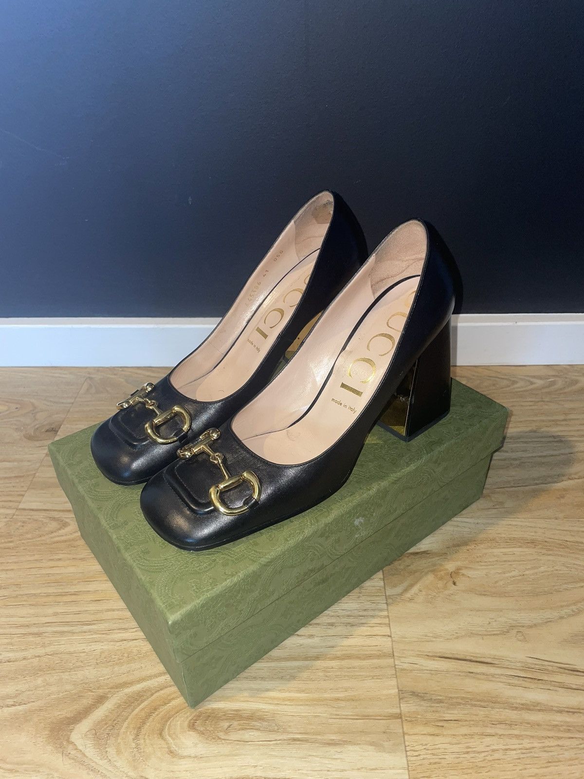 Gucci Black Gucci Pumps with the Horse and Gold Plated 4 inch Heel Size US 11 / IT 41 - 2 Thumbnail