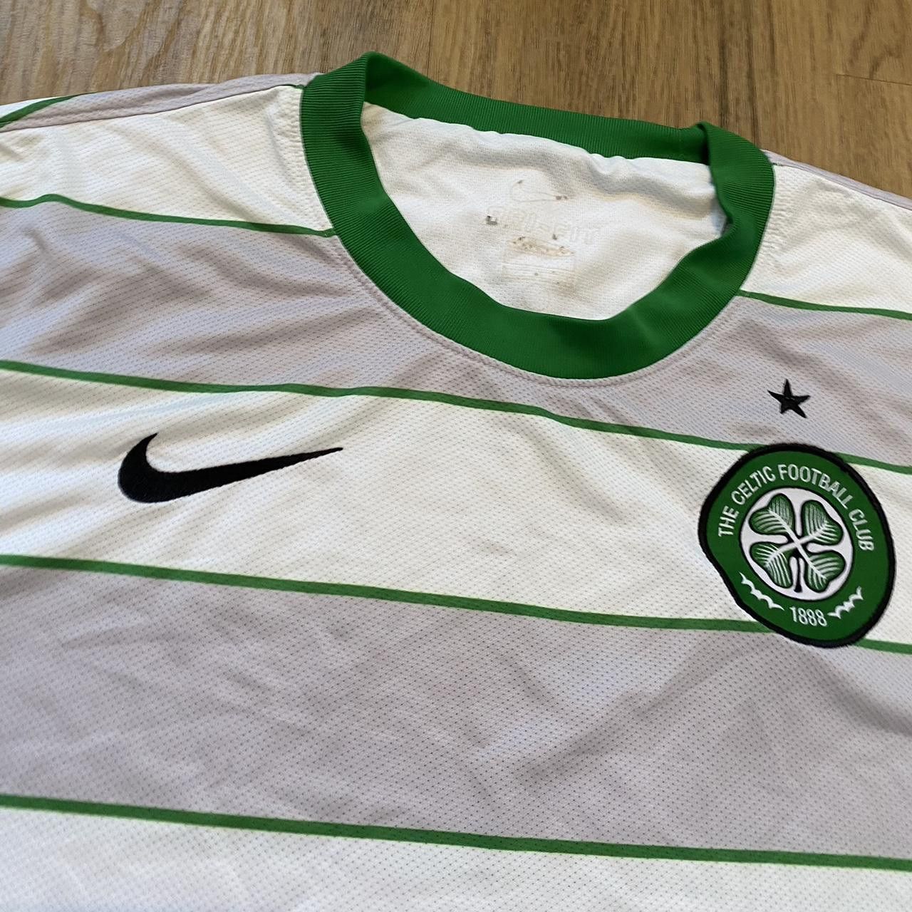 Nike 2010-11 Celtic Glasgow Nike Football Shirt Scotland Size US L / EU 52-54 / 3 - 3 Thumbnail