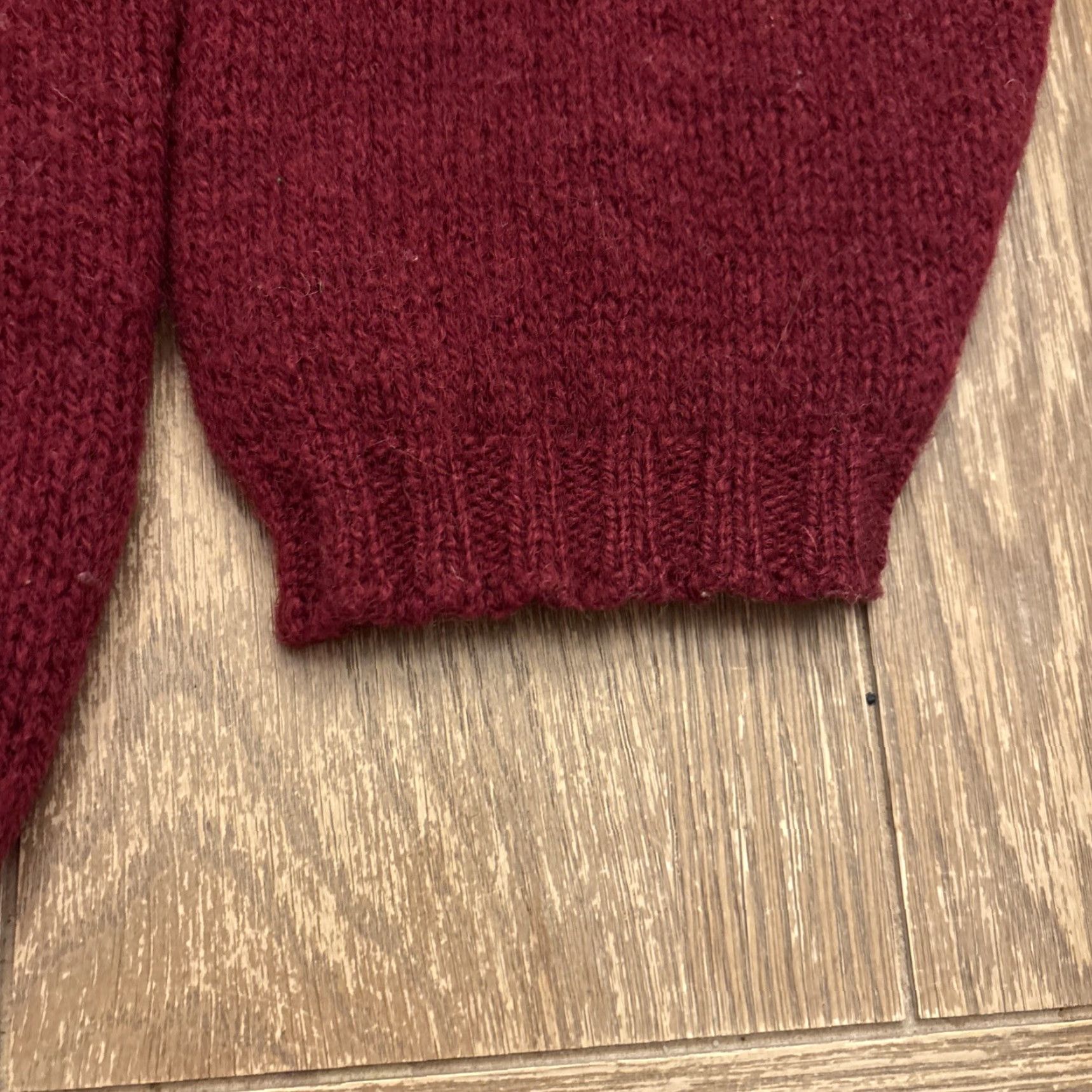 Vintage VINTAGE Woolrich Wool Blend Pullover Sweater Red Size L Mens Size US L / EU 52-54 / 3 - 3 Thumbnail