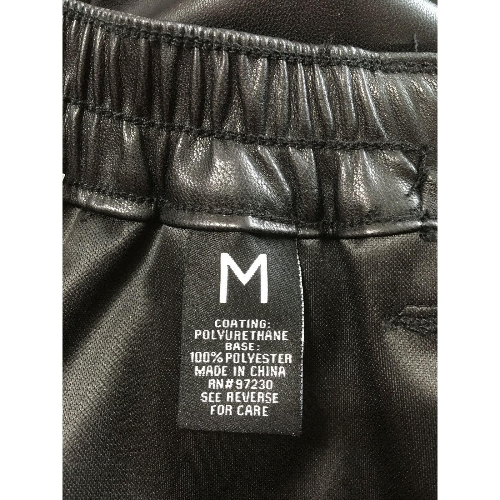 Almost Famous Almost Famous Medium Skater Pants Vegan Leather Gathered Size 30" / US 8 / IT 44 - 4 Thumbnail