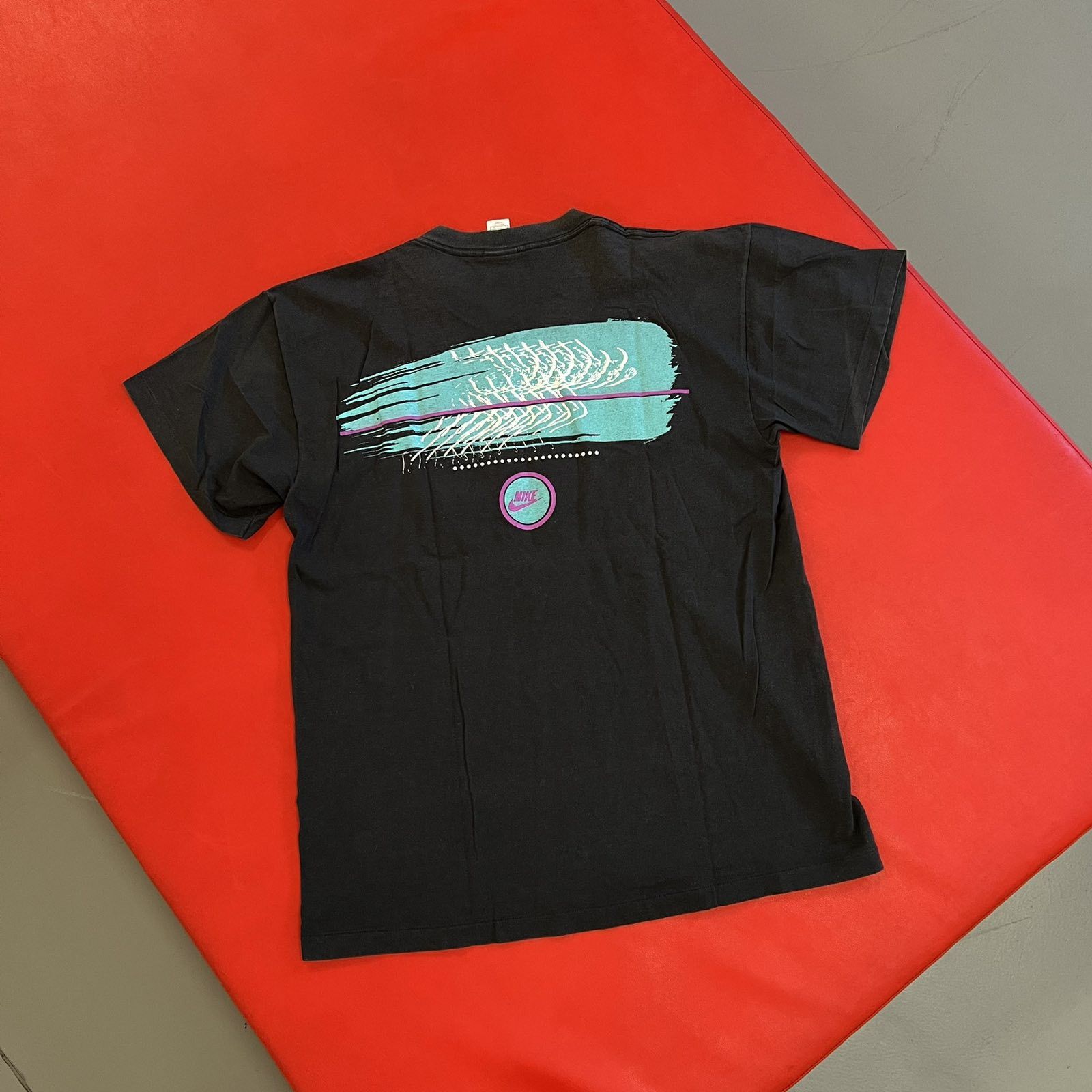 Nike × Vintage Nike vintage faded t shirt y2k Sz L 90s Size US L / EU 52-54 / 3 - 2 Thumbnail