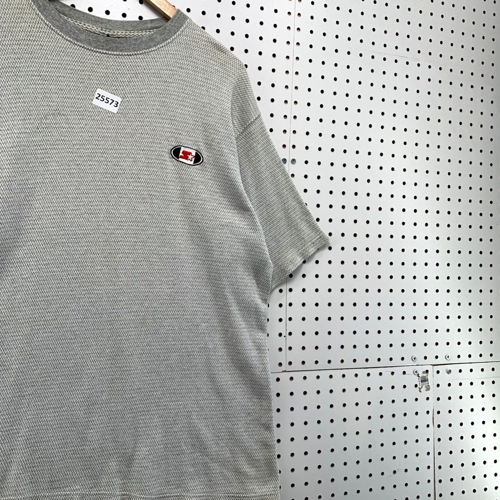Starter VINTAGE Starter Shirt Gray White Knit Striped Adult XL Short Sleeve 90s Mens Size US XL / EU 56 / 4 - 4 Thumbnail