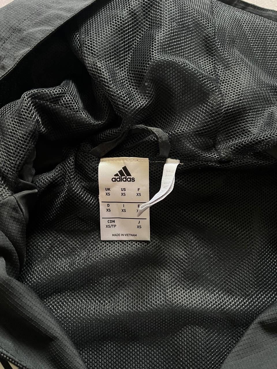 Adidas ADIDAS MEN FC MANCHESTER UNITED 2017/2018 JACKET FOOTBALL XS Size US XS / EU 42 / 0 - 11 Thumbnail