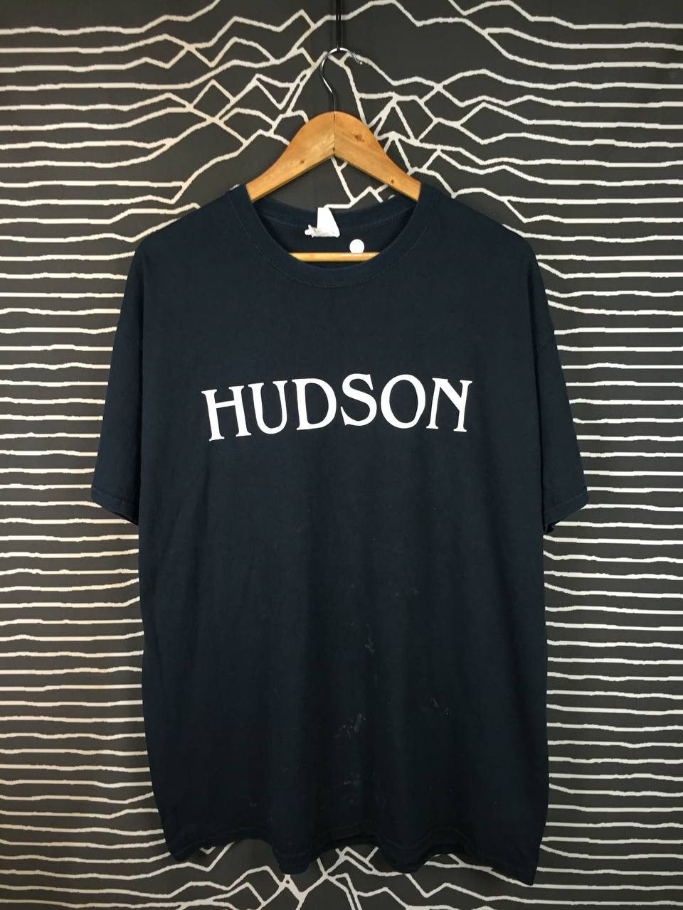 Vintage Vtg Hudson Shark Sailing Performance Gear Promo Tee Size US XL / EU 56 / 4 - 1 Thumbnail