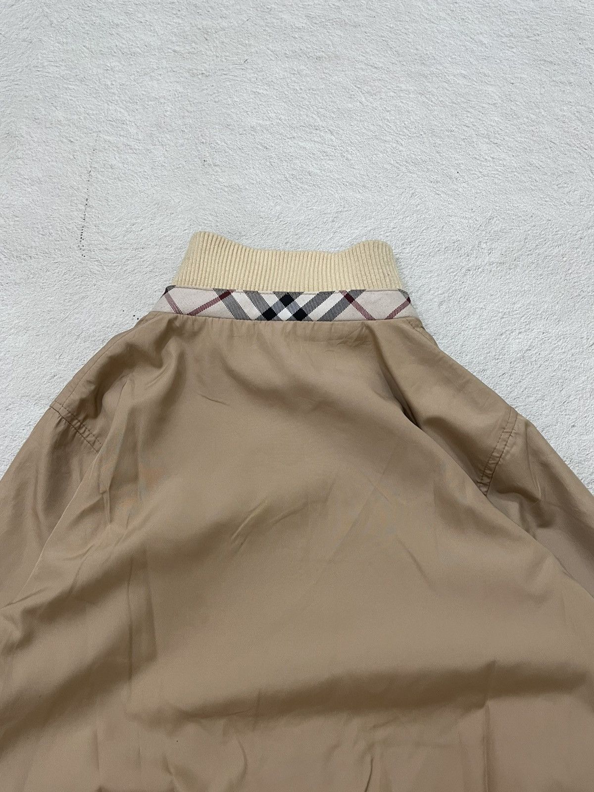 Japanese Brand Vintage Burberry Nova Check Lined Bomber Jacket Beige Y2K Size US L / EU 52-54 / 3 - 9 Thumbnail
