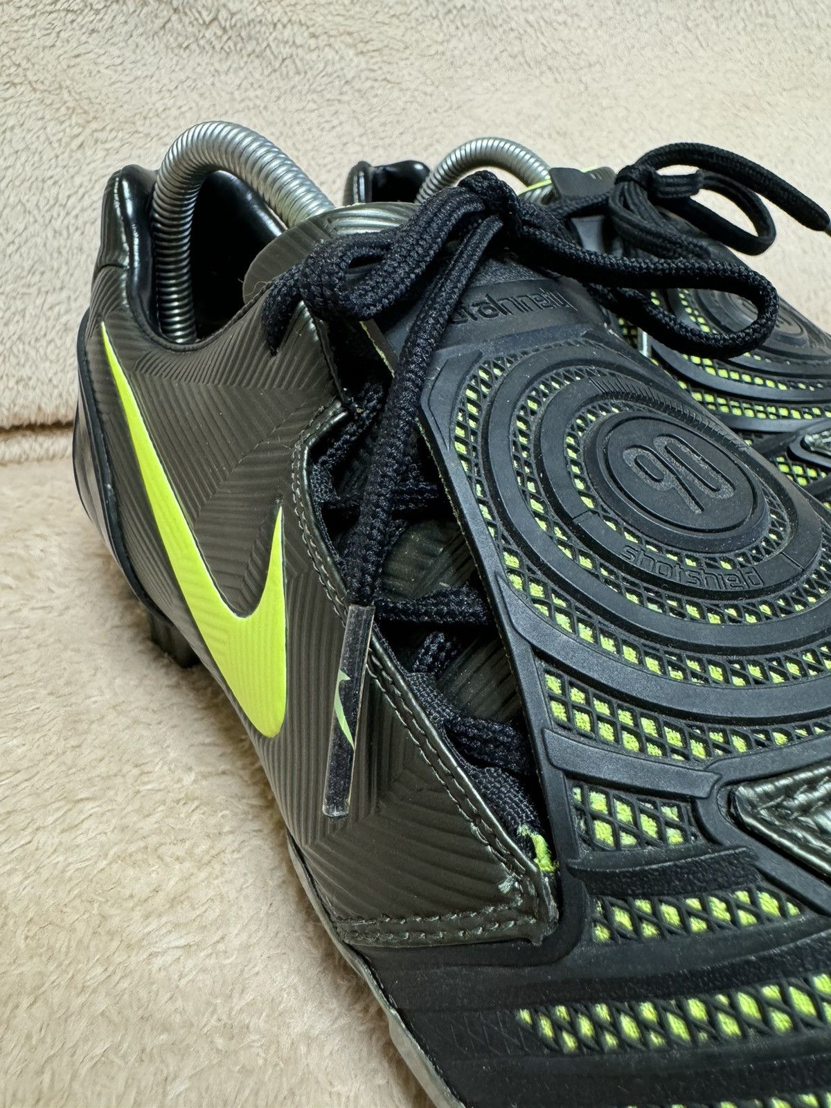 Nike × Vintage 2008 Nike Total 90 Laser II Football Boots Size US 9 / EU 42 - 13 Thumbnail