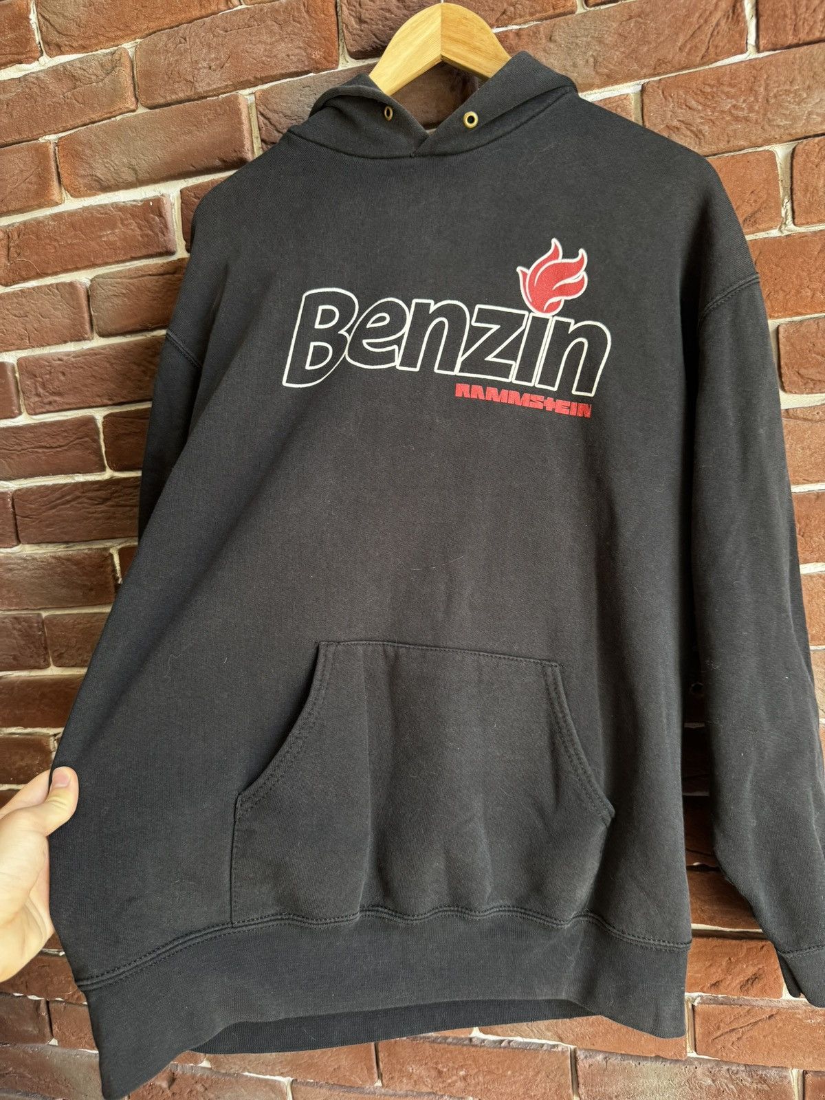 Band Tees Vintage Rammstein 2005 Benzin Metal Band Hoodie L Black 00s Size US L / EU 52-54 / 3 - 4 Thumbnail
