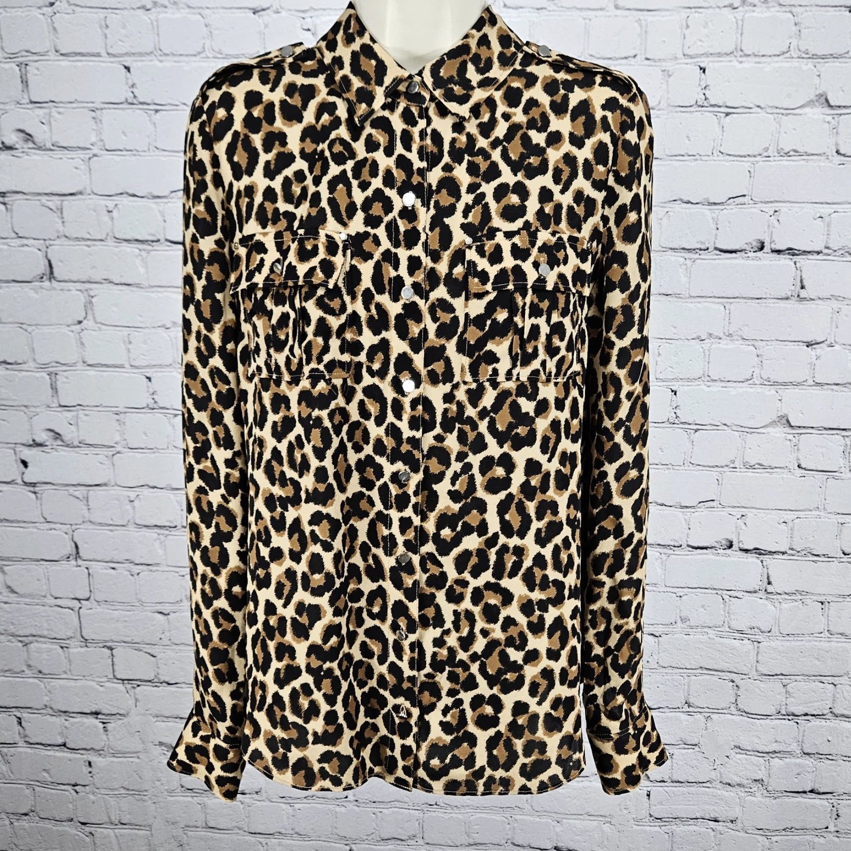 White House Black Market **Brown Leopard 100% Silk Button Up Blouse Shirt Top Size 6** User: **White House Black Market Brown Leopard 100% Silk Button-Up Blouse Size 6** Size M / US 6-8 / IT 42-44 - 2 Thumbnail