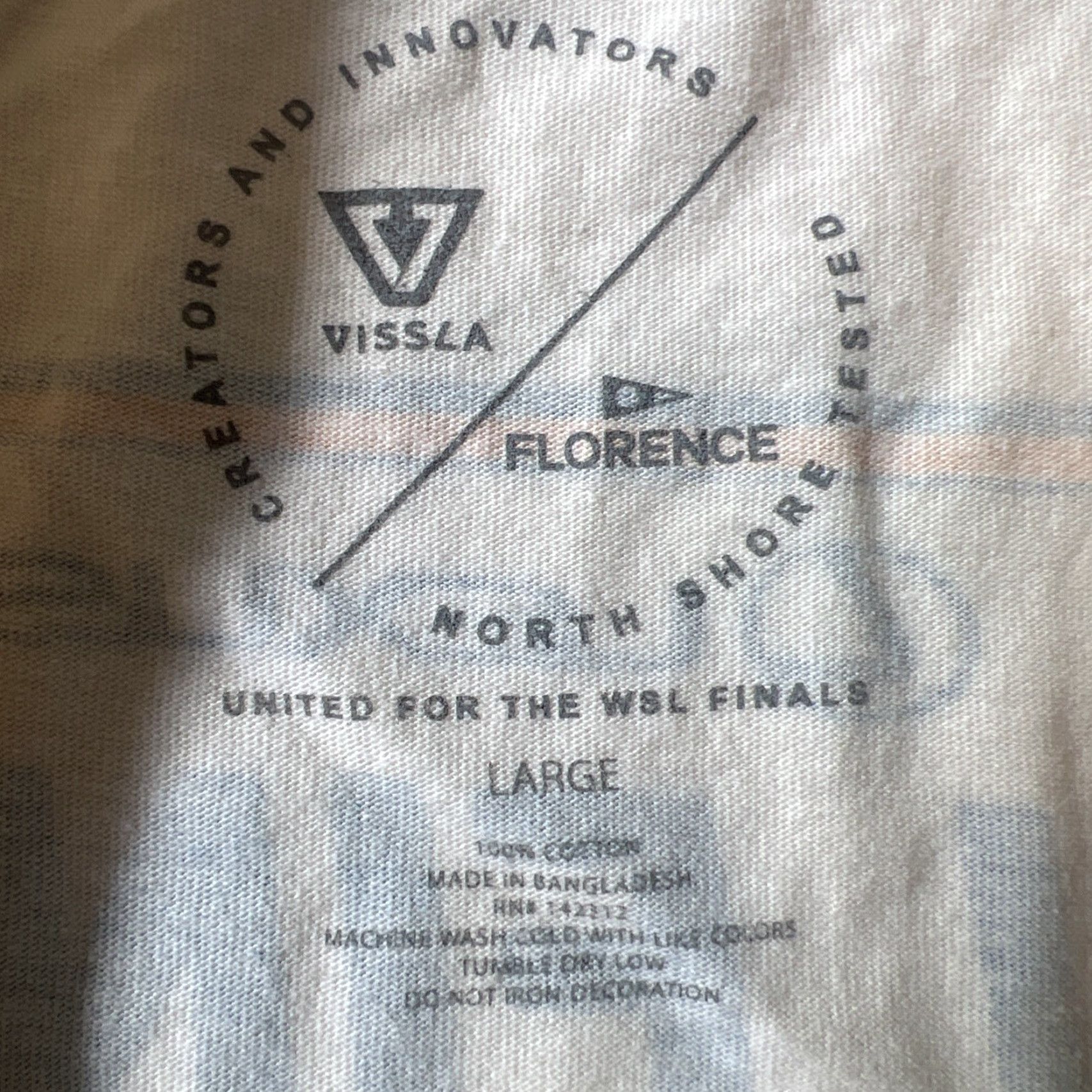 Vintage VINTAGE WSL Surf Contest Finals 2024 Lower Trestles John John Florence Shirt L Beige Raglan Graphic Print Pocket Logo Men Tee Size US L / EU 52-54 / 3 - 5 Thumbnail