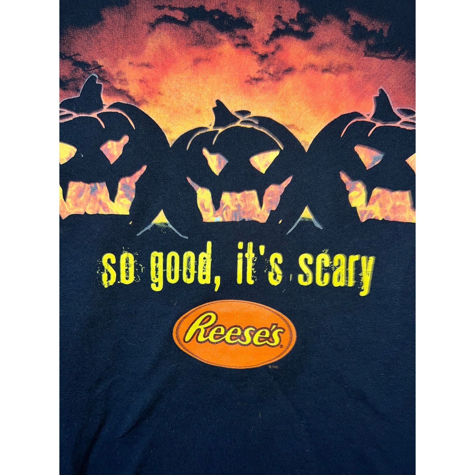 Gildan Vintage Reeses Shirt So Good It's Scary Halloween Tee Candy Size US S / EU 44-46 / 1 - 4 Thumbnail
