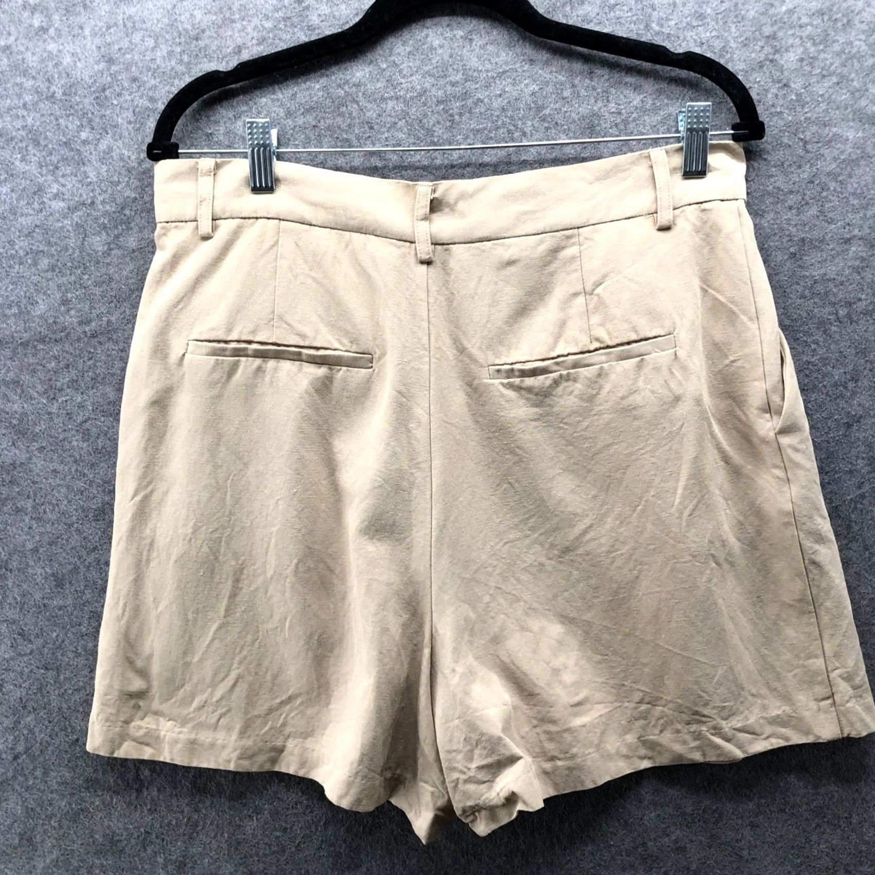 Zara Zara Pleated High Waisted Linen Blend Shorts Womens L Beige Relaxed Lightweight Size 24" / US 00 / IT 34 - 2 Thumbnail