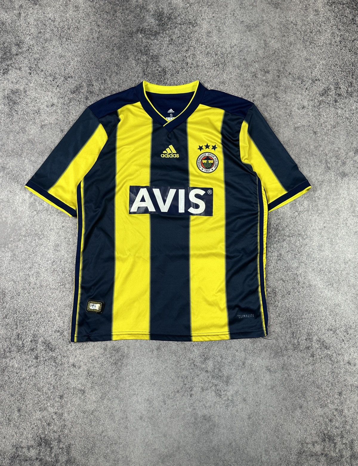 Vintage Vintage Adidas Fenerbahche Soccer Jersey Turkey Blokecore S Size US S / EU 44-46 / 1 - 1 Thumbnail