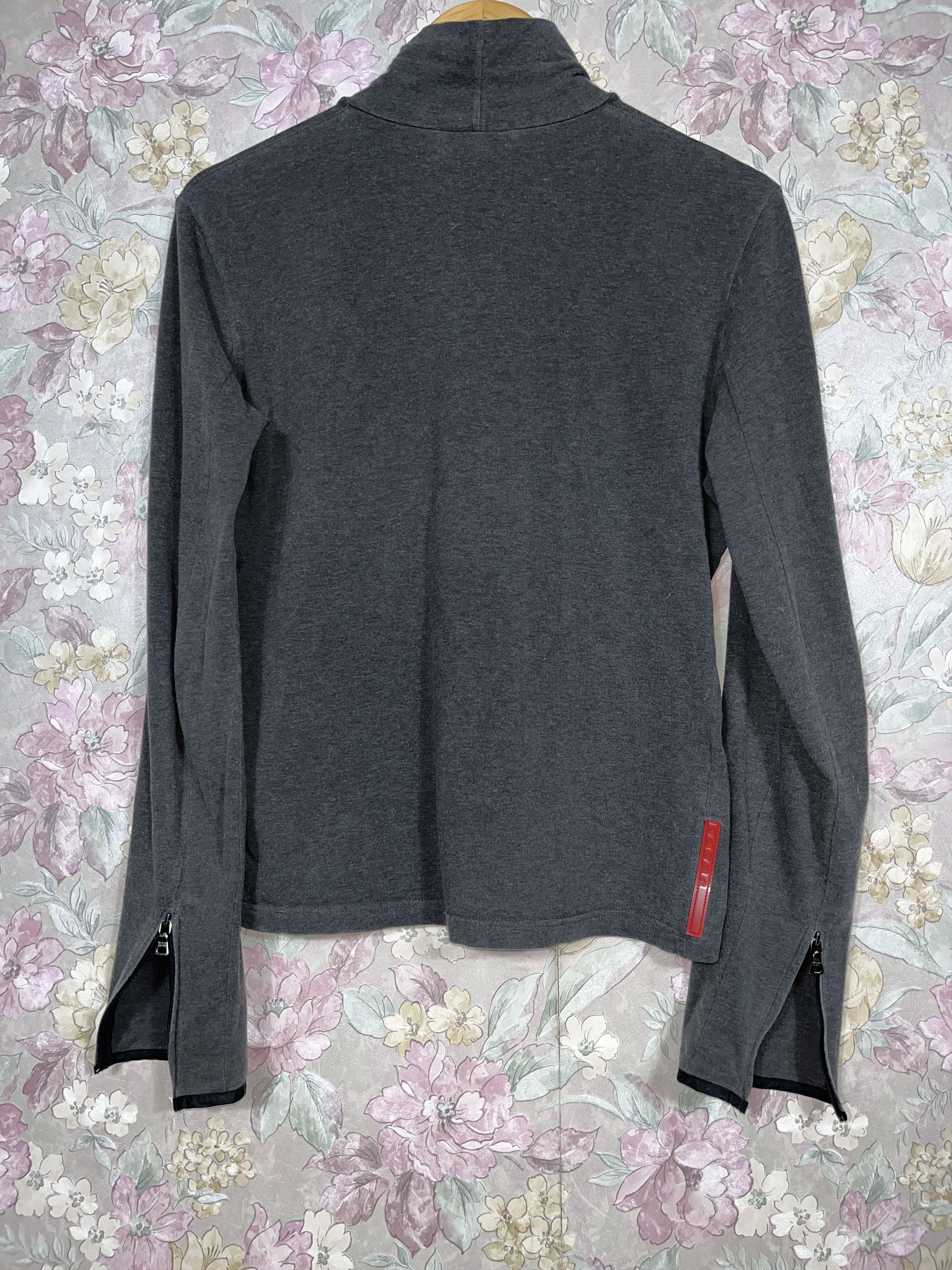 Prada Vintage Grey Prada Jumper Longsleeve Golf Sport Red Tab Size M / US 6-8 / IT 42-44 - 3 Thumbnail