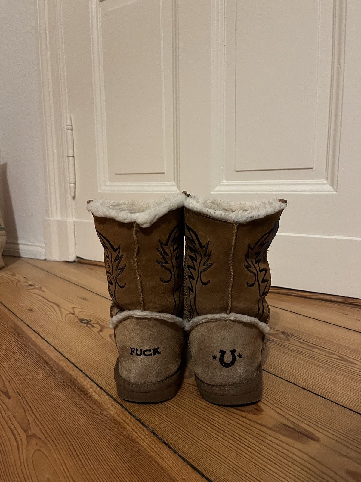 Other [SOLD] 1199 Cowboy HUGGS Size US 12 / EU 45 - 2 Thumbnail