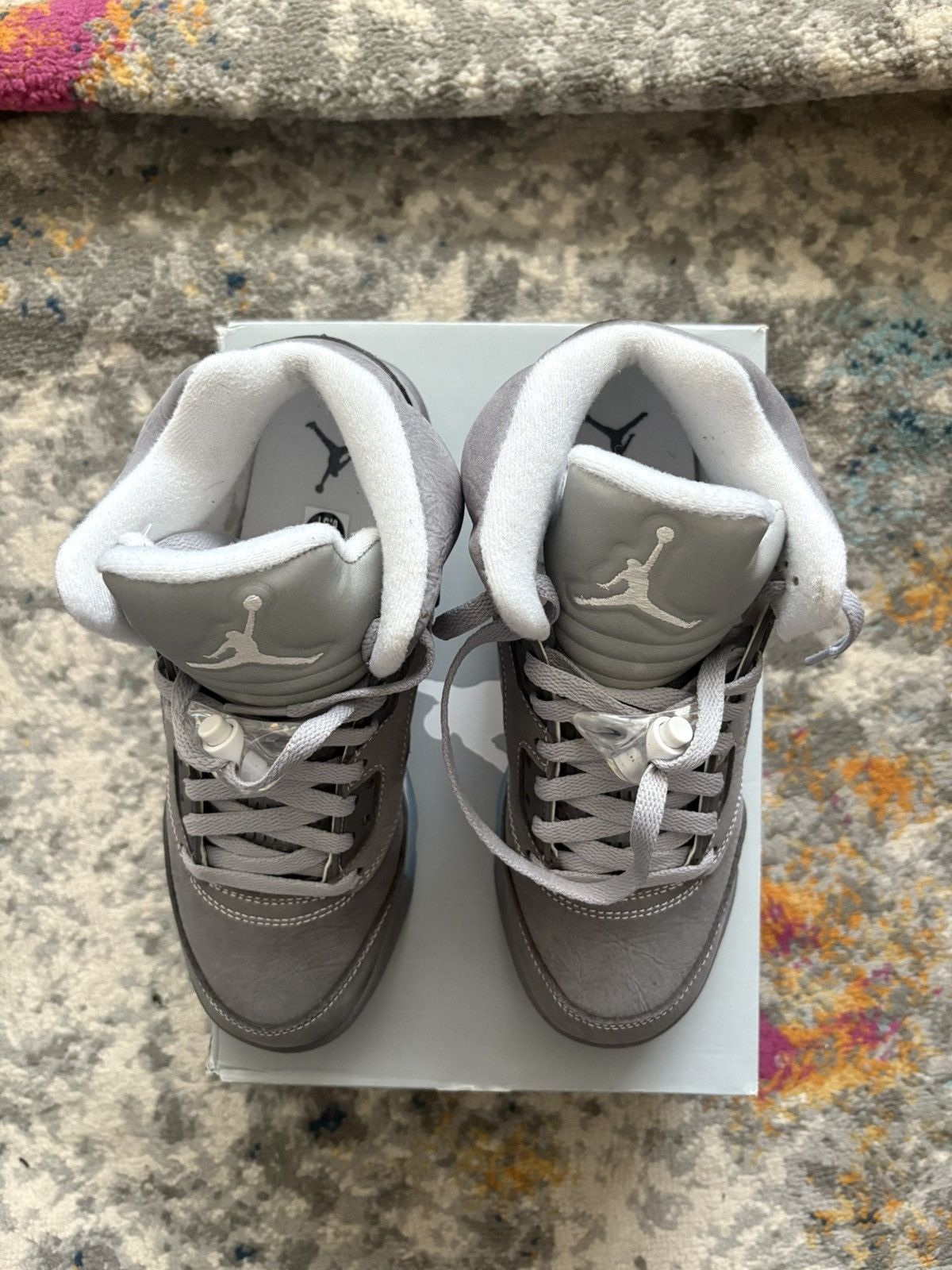 Jordan Brand Air Jordan Retro 5 Wolf Grey size 6.5 Size US 6.5 / EU 39-40 - 3 Thumbnail