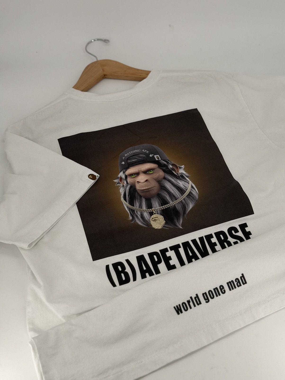 Bape Bape NFT Bapetaverse T-shirt Size US XL / EU 56 / 4 - 1 Thumbnail