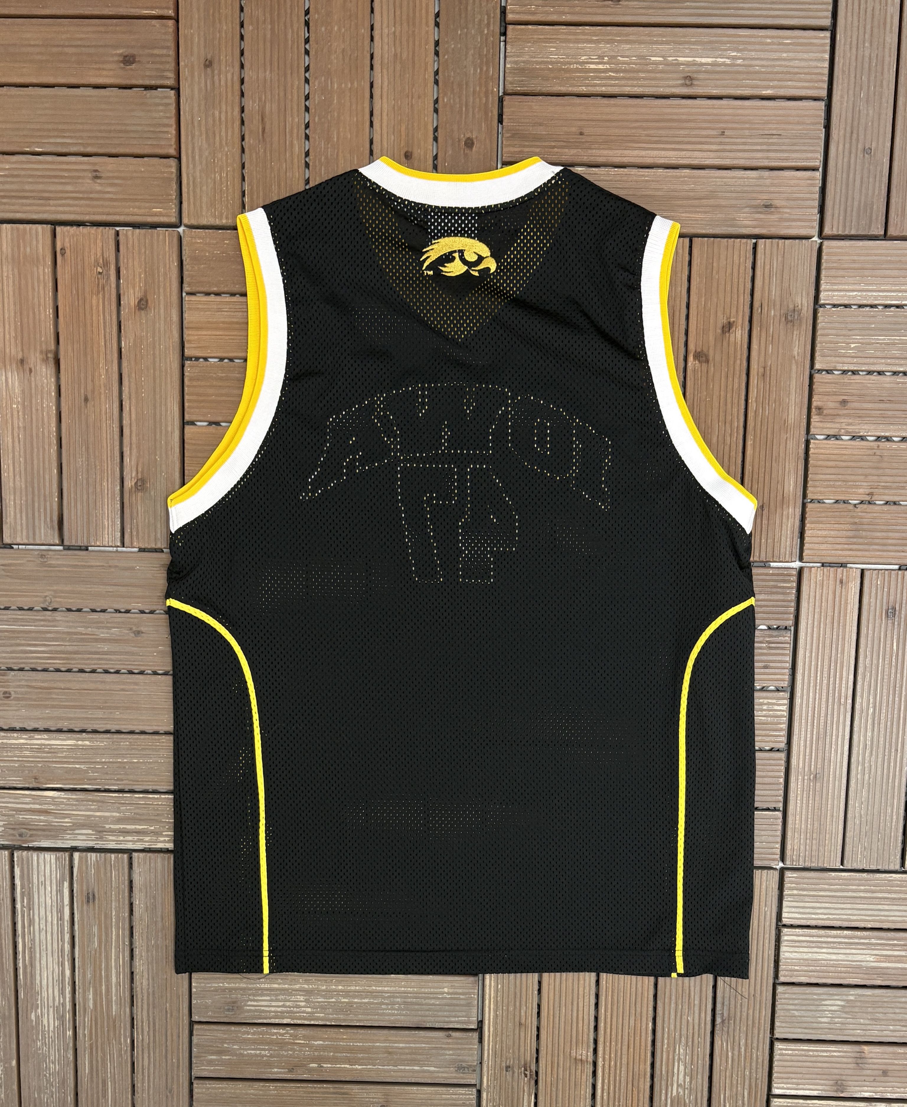 Vintage Iowa Hawkeyes Stitched Vintage Black Basketball Jersey Size US L / EU 52-54 / 3 - 4 Thumbnail
