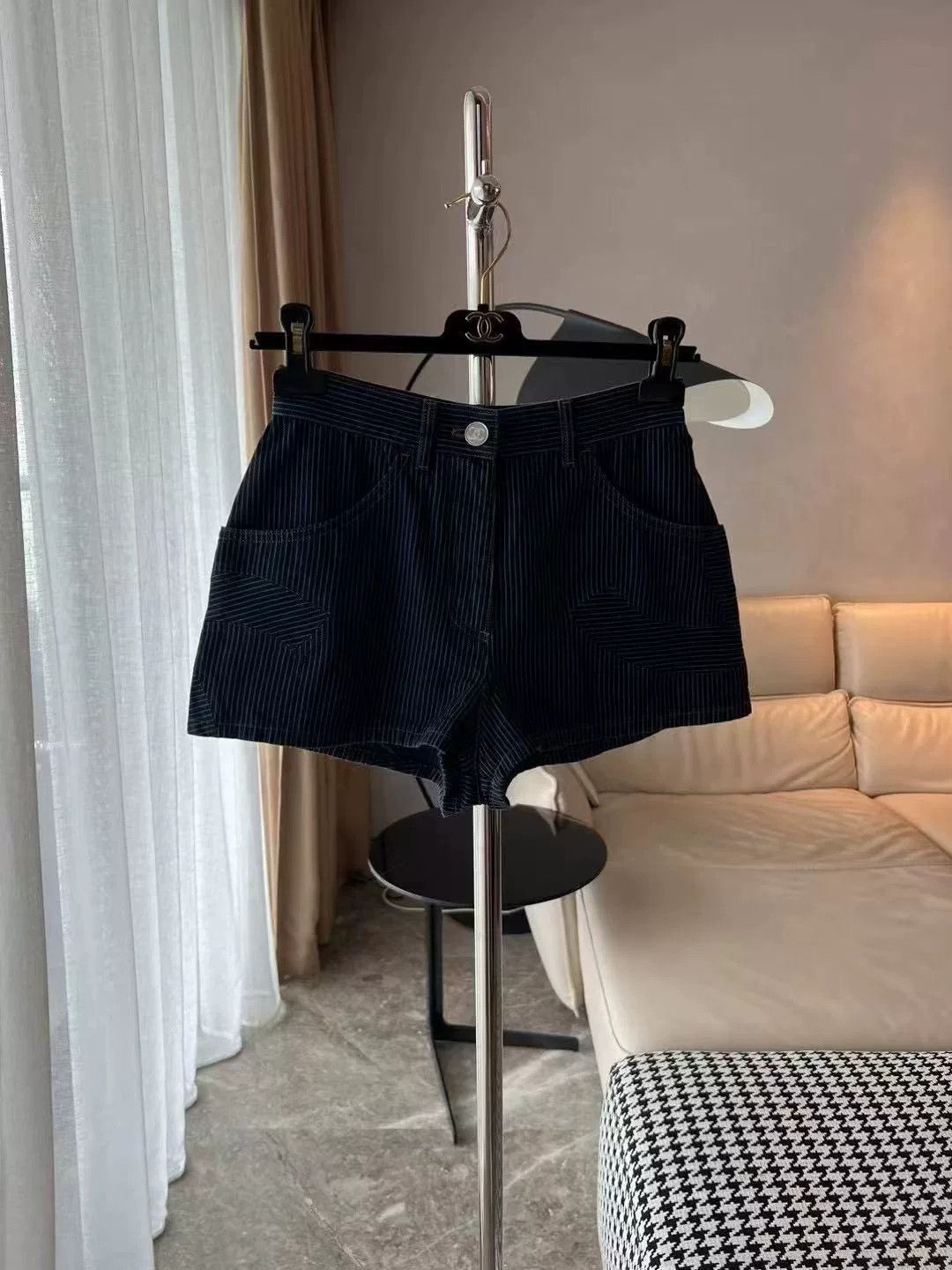 Chanel Chanel Blue Stripe Double C Denim Shorts Size 38" / US 16 / IT 52 - 1 Thumbnail
