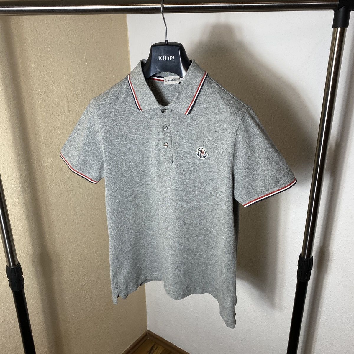 Moncler Classic Polo Moncler Gray Size US M / EU 48-50 / 2 - 3 Thumbnail