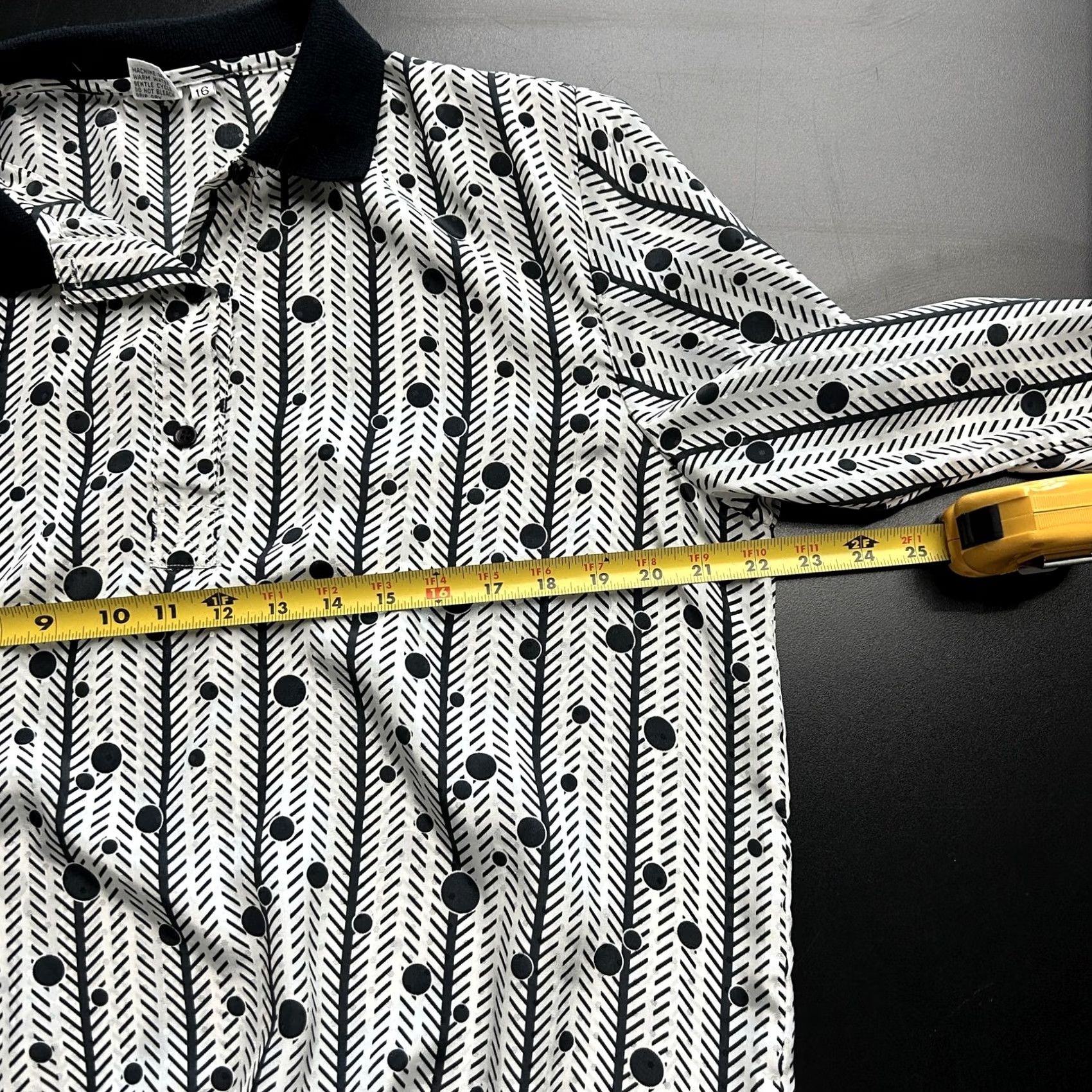 Vintage Vintage Geometric Print Blouse Womens 16 White Black Collared Long Sleeve Shirt Size XXL / US 16-18 / IT 52-54 - 4 Thumbnail