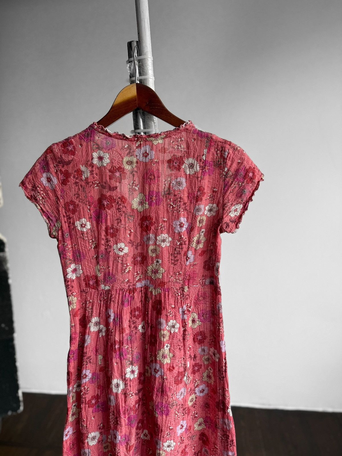 Odd Molly Odd Molly Womens Y2K Floral Crinkle Gauze V-Neck Midi Dress Size S / US 4 / IT 40 - 4 Thumbnail