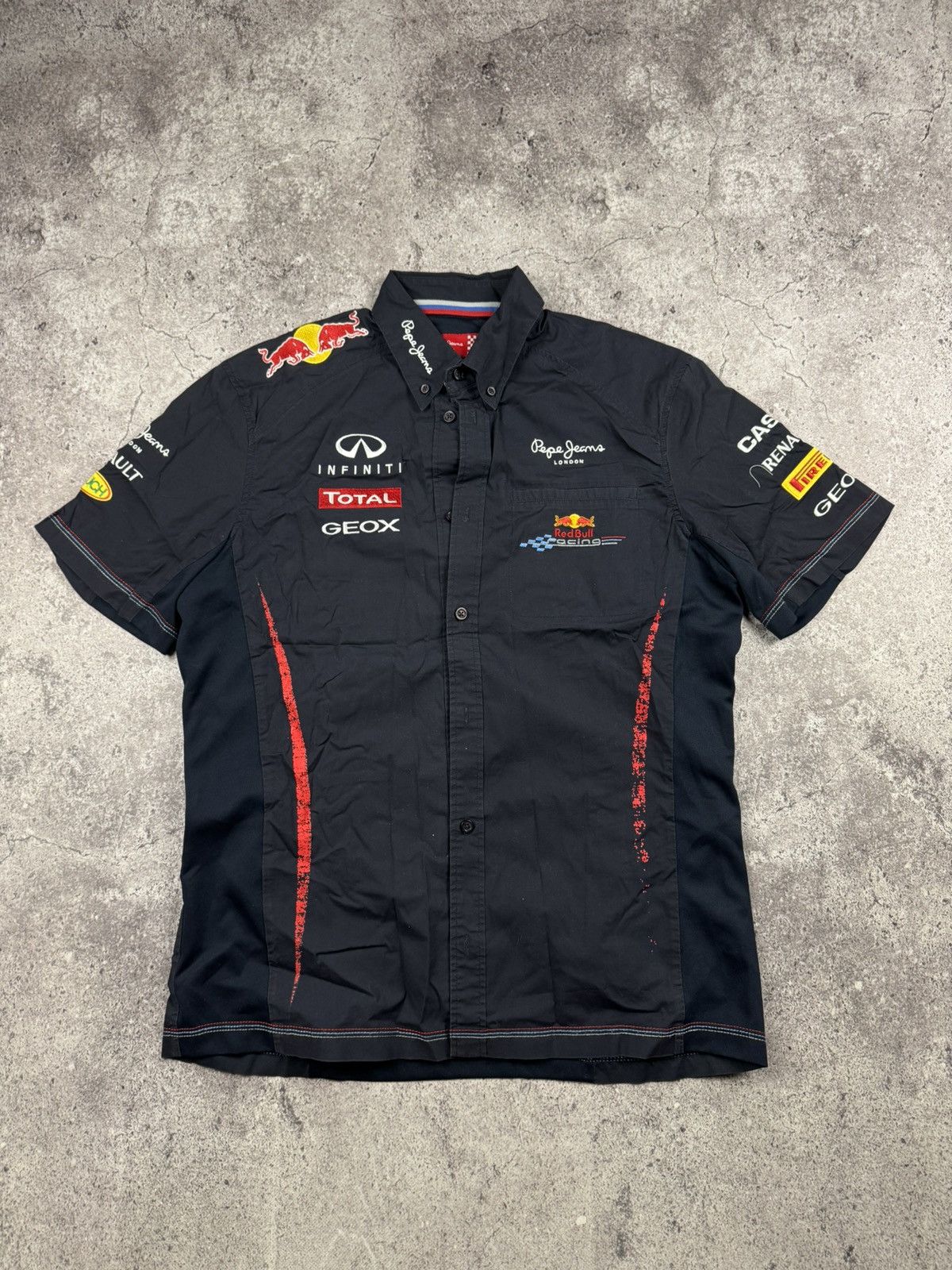 Red Bull Vintage Red Bull Racing Polo Shirt Y2K M Formula 1 Size US M / EU 48-50 / 2 - 1 Thumbnail