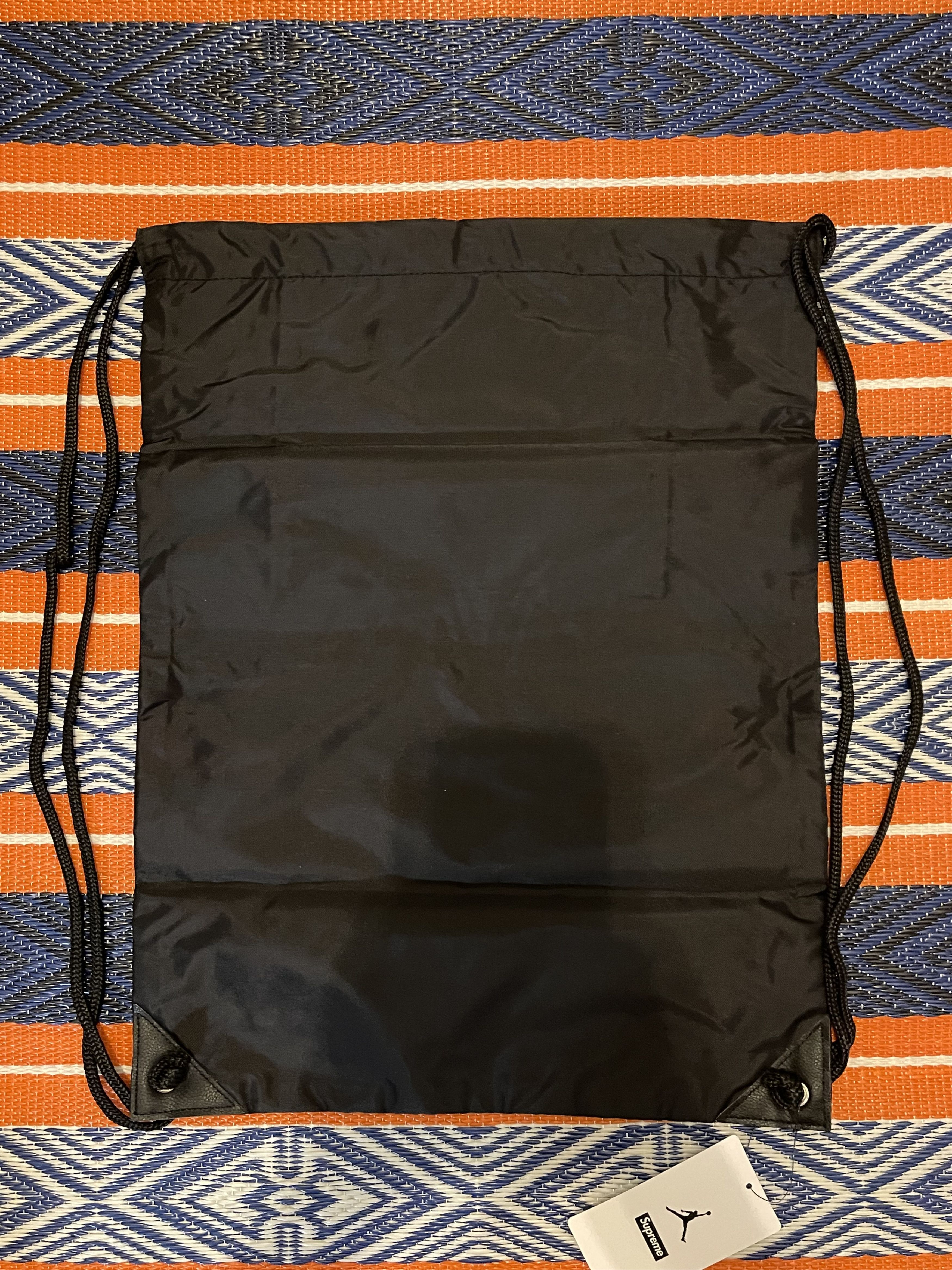 Jordan Brand × Supreme (FW24) Supreme x Air Jordan Drawstring Bag *IN HAND* Size ONE SIZE - 2 Thumbnail