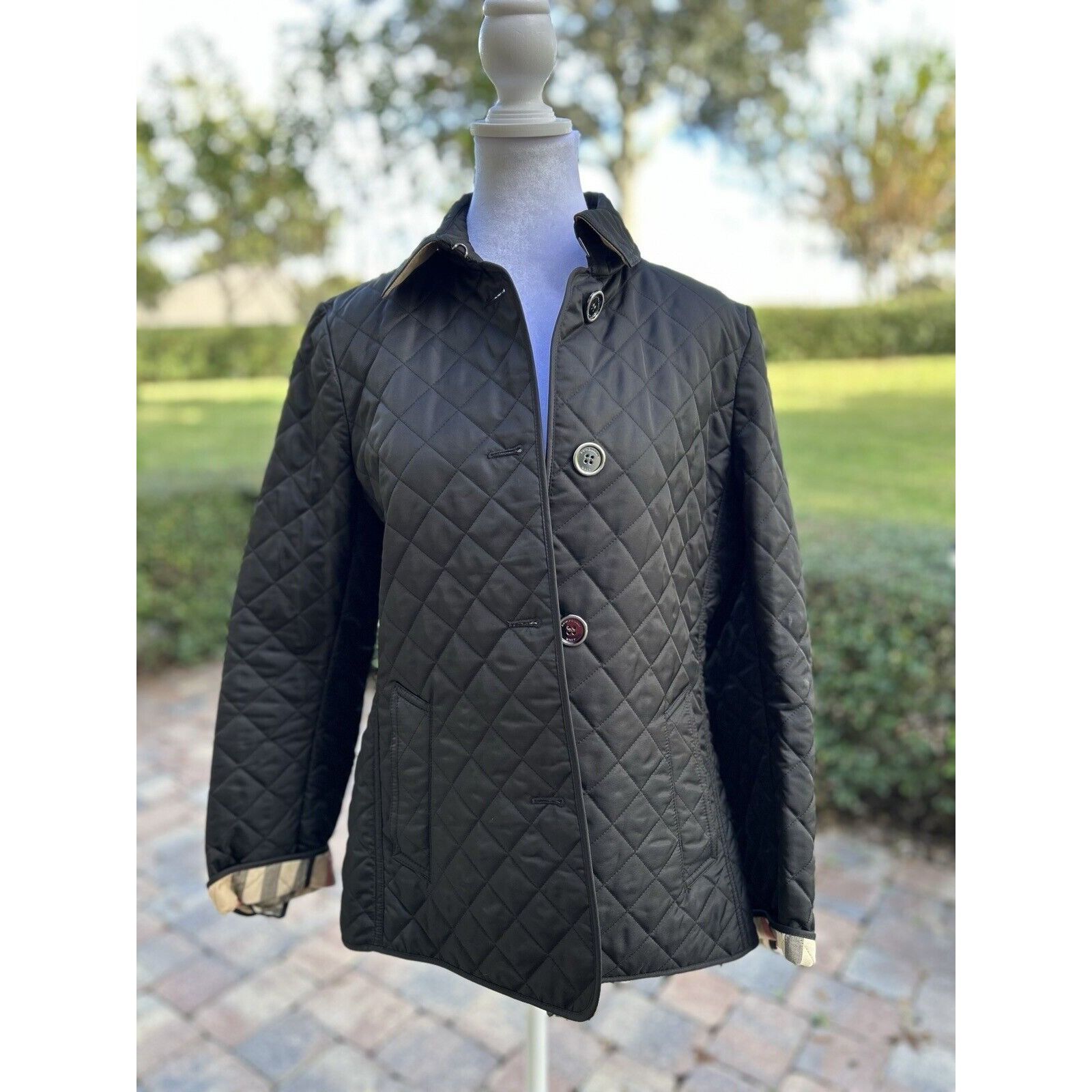 Burberry Women Black Burberry Quilted Coat Med 🖤 Size M / US 6-8 / IT 42-44 - 1 Thumbnail