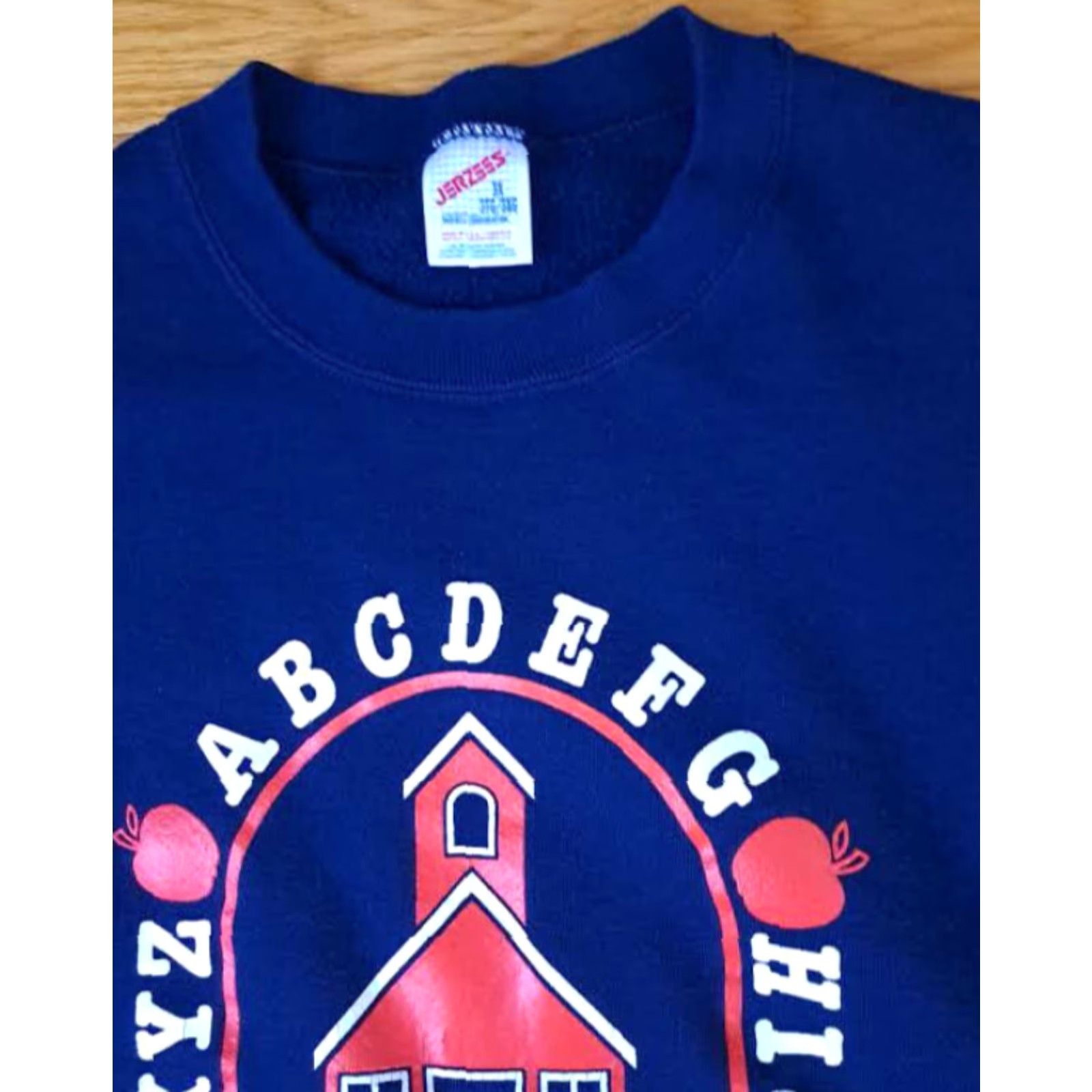 Jerzees VINTAGE Jerzees Sweatshirt 3XL Unisex Adults Pullover Navy Blue USA Teacher Canvas 1990 27in long pit to pit Size US XXL / EU 58 / 5 - 4 Thumbnail