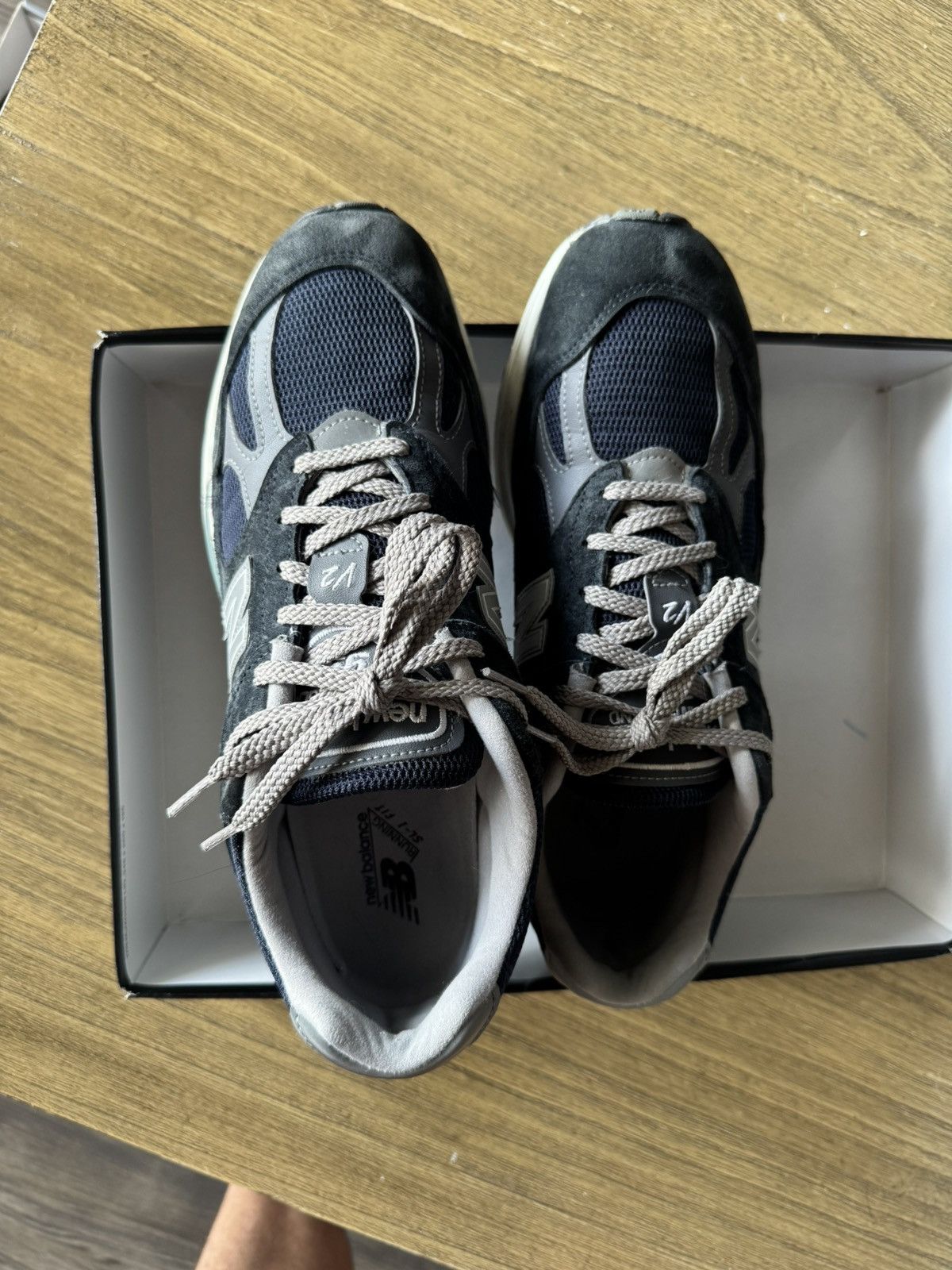 New Balance New Balance 991 v2 Navy Sz 10.5 Size US 10.5 / EU 43-44 - 5 Thumbnail