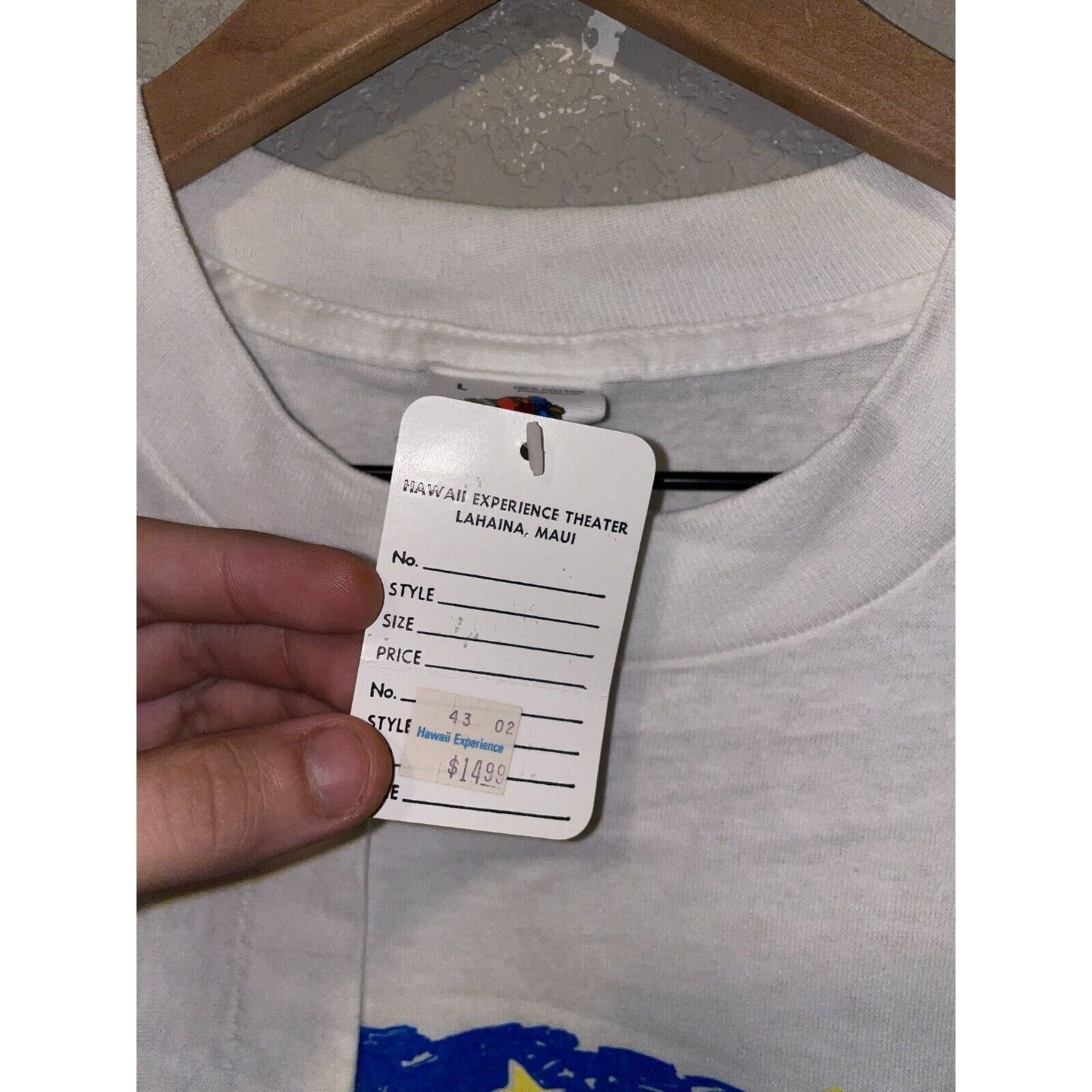 Fruit Of The Loom Vintage Hawaii Shirt M. Goodwill Maui Artwork White L Tee Size US L / EU 52-54 / 3 - 8 Thumbnail