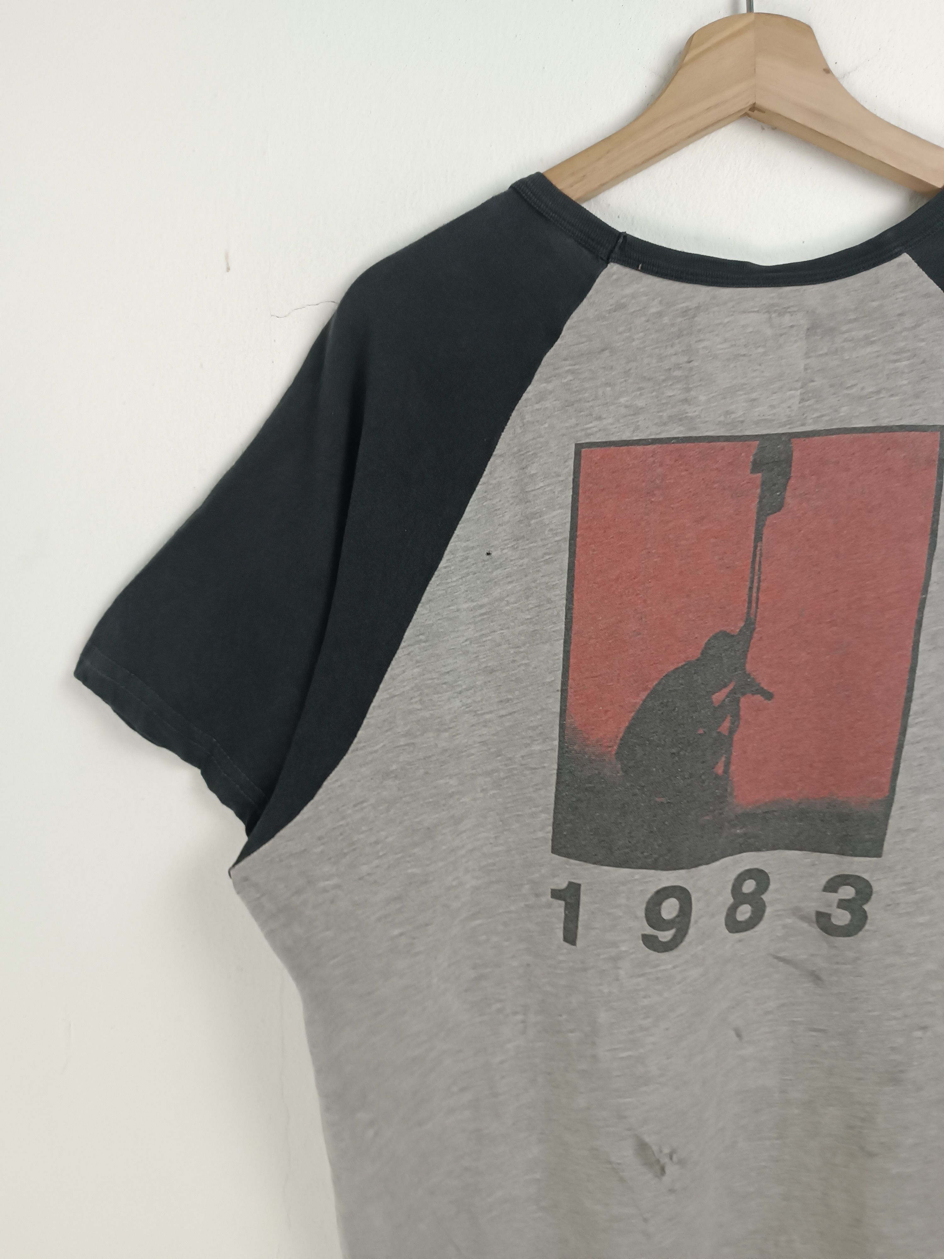 Band Tees THRASHED FADED VINTAGE U2 BLOOD RED SKY VERY RARE Size US L / EU 52-54 / 3 - 5 Thumbnail