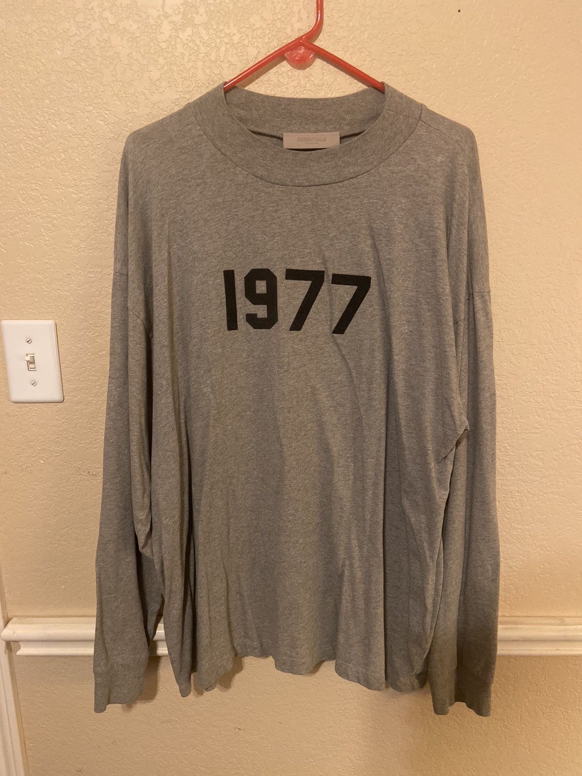 Essentials × Fear of God Essentials Fear Of God 1977 Grey Sweatshirt Size US XL / EU 56 / 4 - 1 Thumbnail