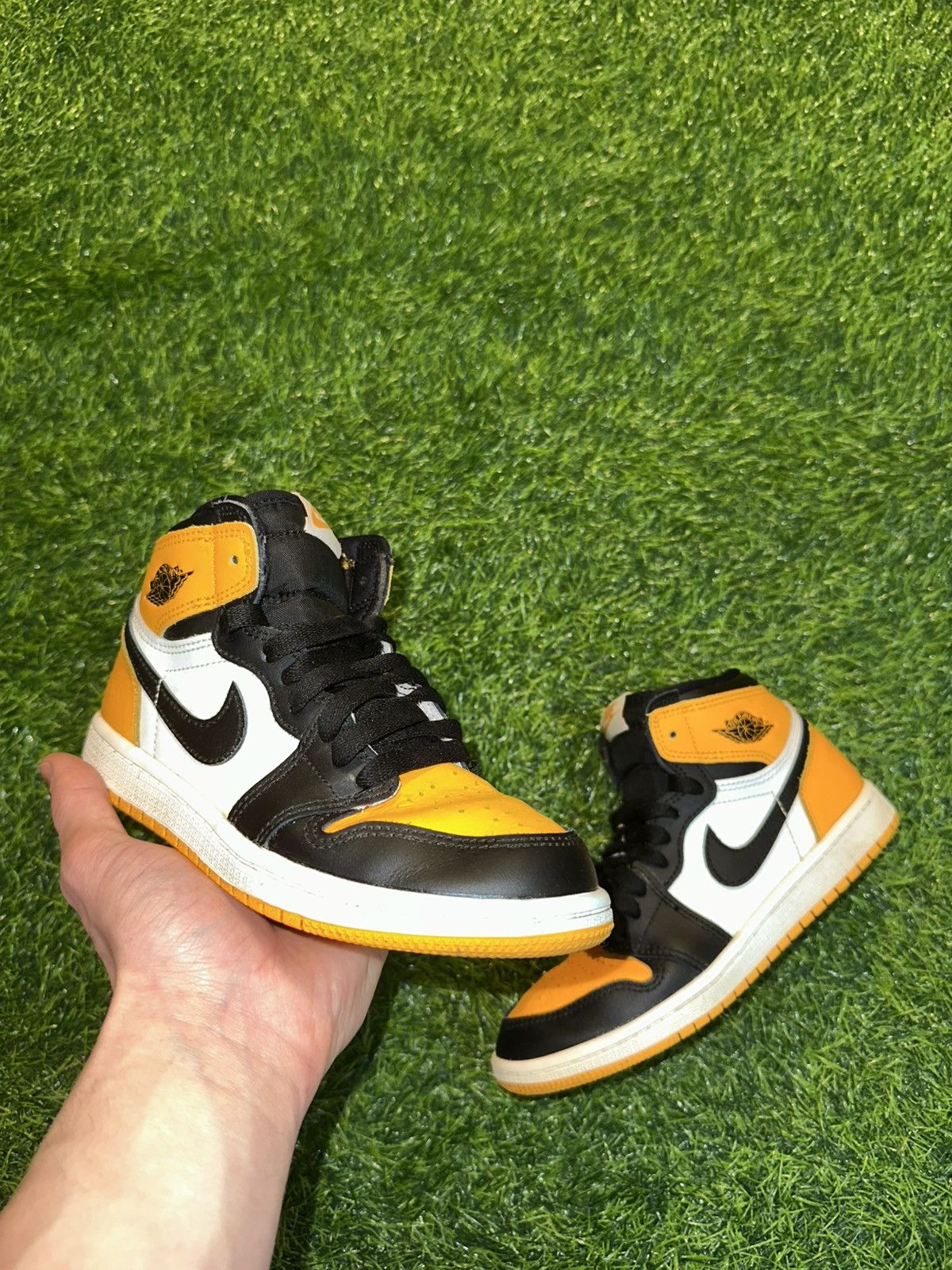 Jordan Brand Jordan 1 High Size 2Y Size US 5 / EU 37 - 1 Thumbnail