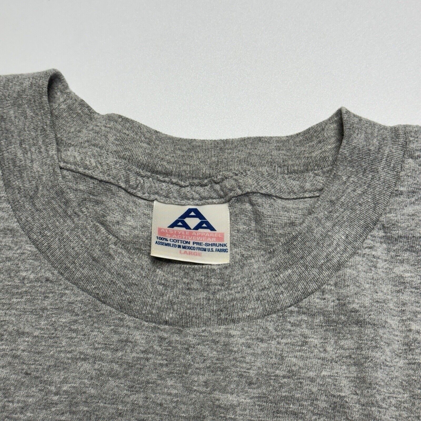 Vintage Vintage Michigan Wolverines T Shirt Mens Large Gray Embroide Size US L / EU 52-54 / 3 - 6 Thumbnail
