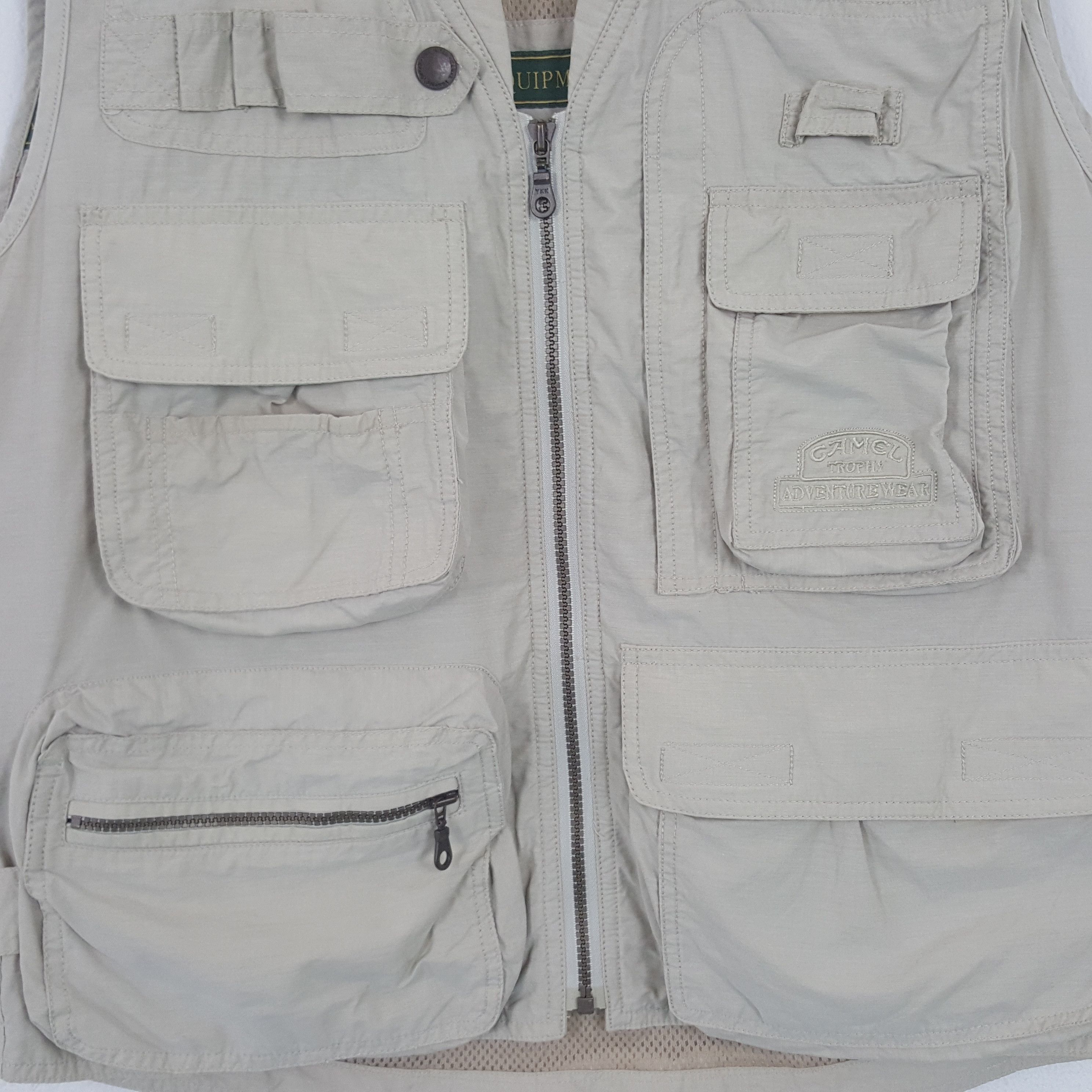 Camel × Vintage Vintage Camel Trophy Adventure Wear Vest Jacket Size US L / EU 52-54 / 3 - 2 Thumbnail