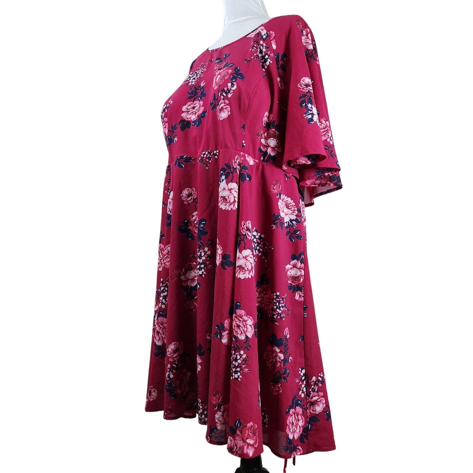 Torrid Torrid Plus Size 26 Red Floral Skater Dress Lace-Up Back Size 4XL / US 24-26 - 3 Thumbnail