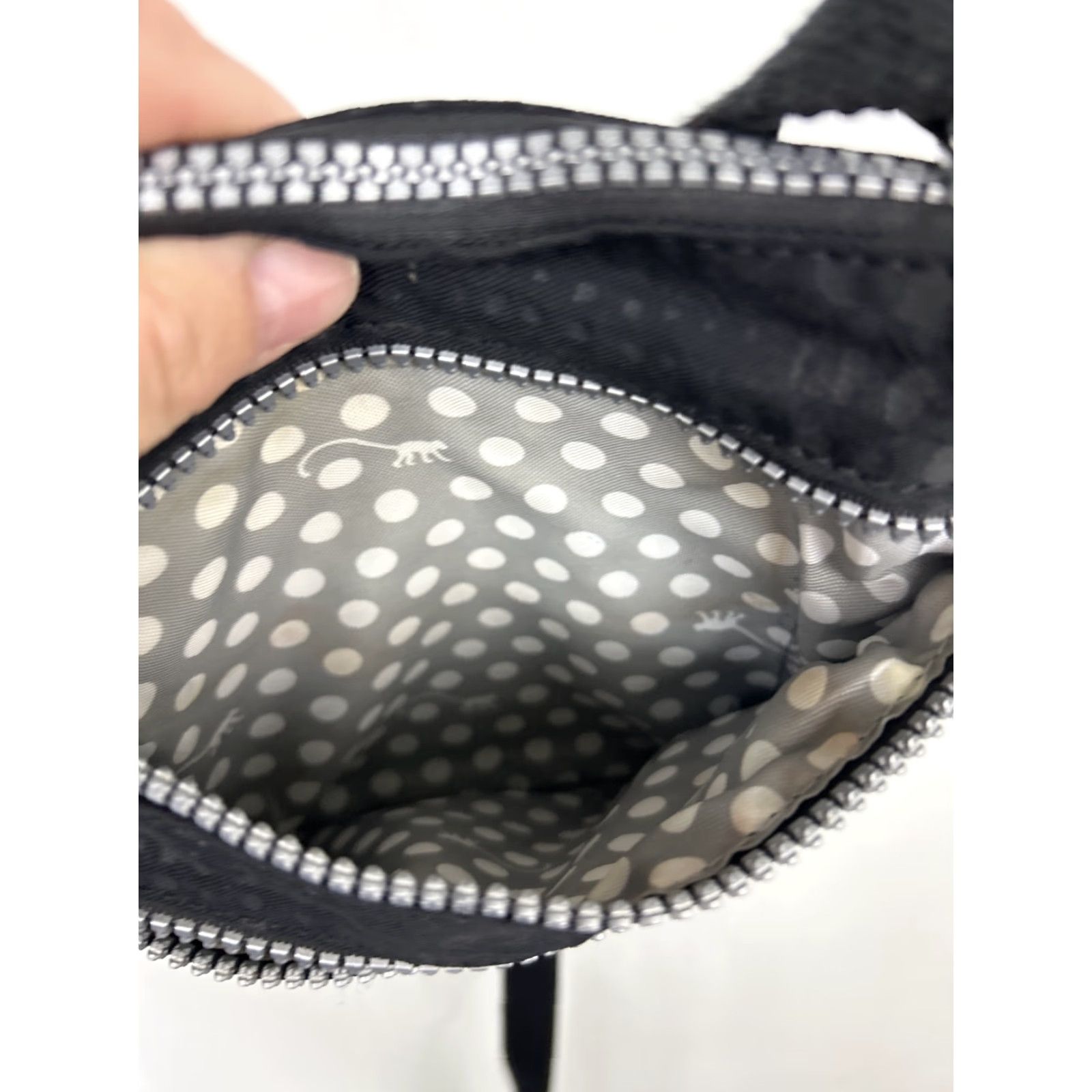 Vintage Kipling Keiko Crossbody Handbag Purse Mini Black Gray Spotted Nylon Classic Womens Adjustable Strap 8.25 9 0.75 7.5x7x1.5 Size ONE SIZE - 7 Thumbnail