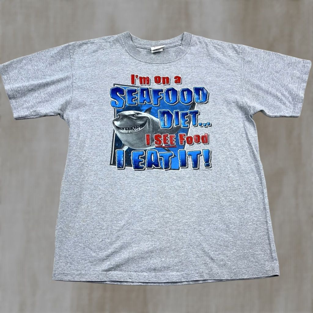 Disney VINTAGE Disney Finding Nemo Shirt Men M Gray Tee Shark Seafood Diet Y2K Size US M / EU 48-50 / 2 - 1 Thumbnail